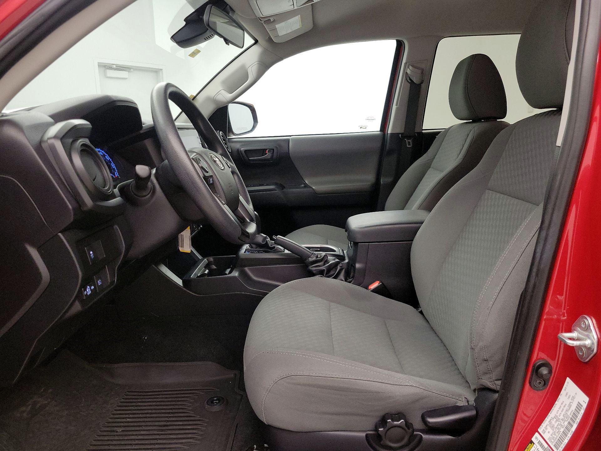 Thumbnail: 2021 Toyota Tacoma - 11