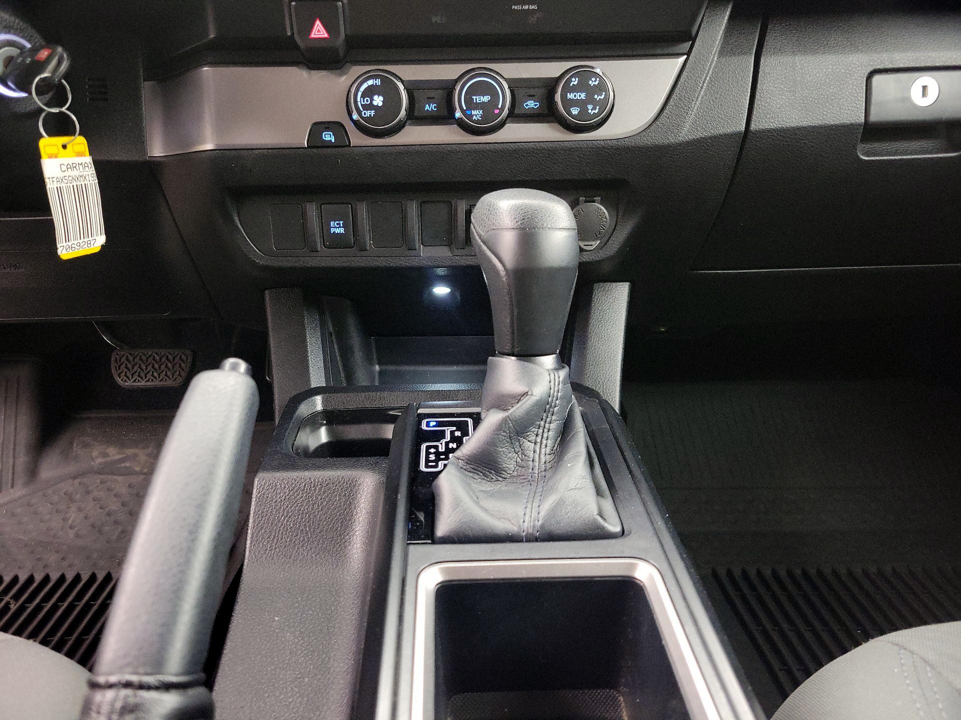 Thumbnail: 2021 Toyota Tacoma - 17