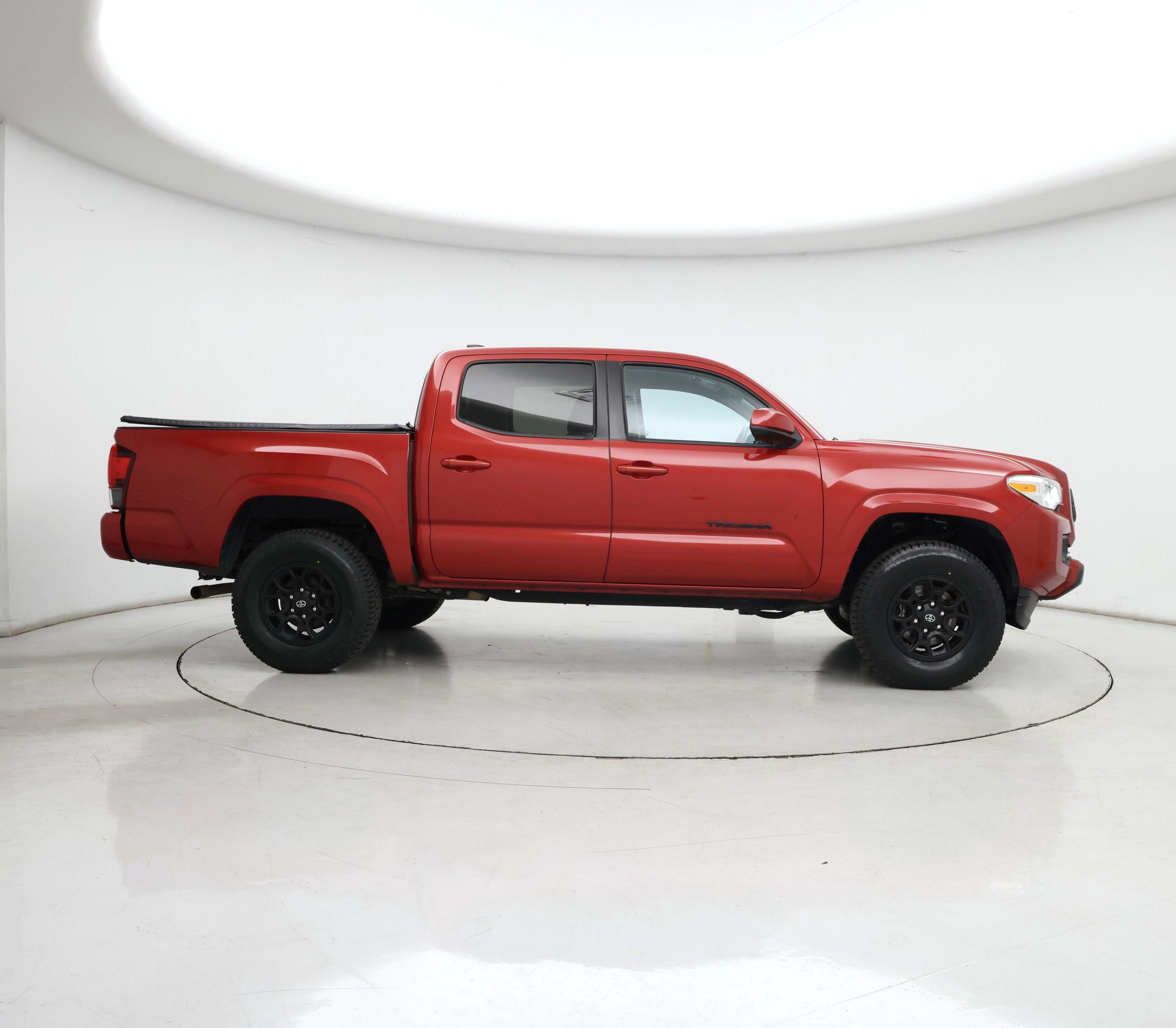 Thumbnail: 2021 Toyota Tacoma - 7