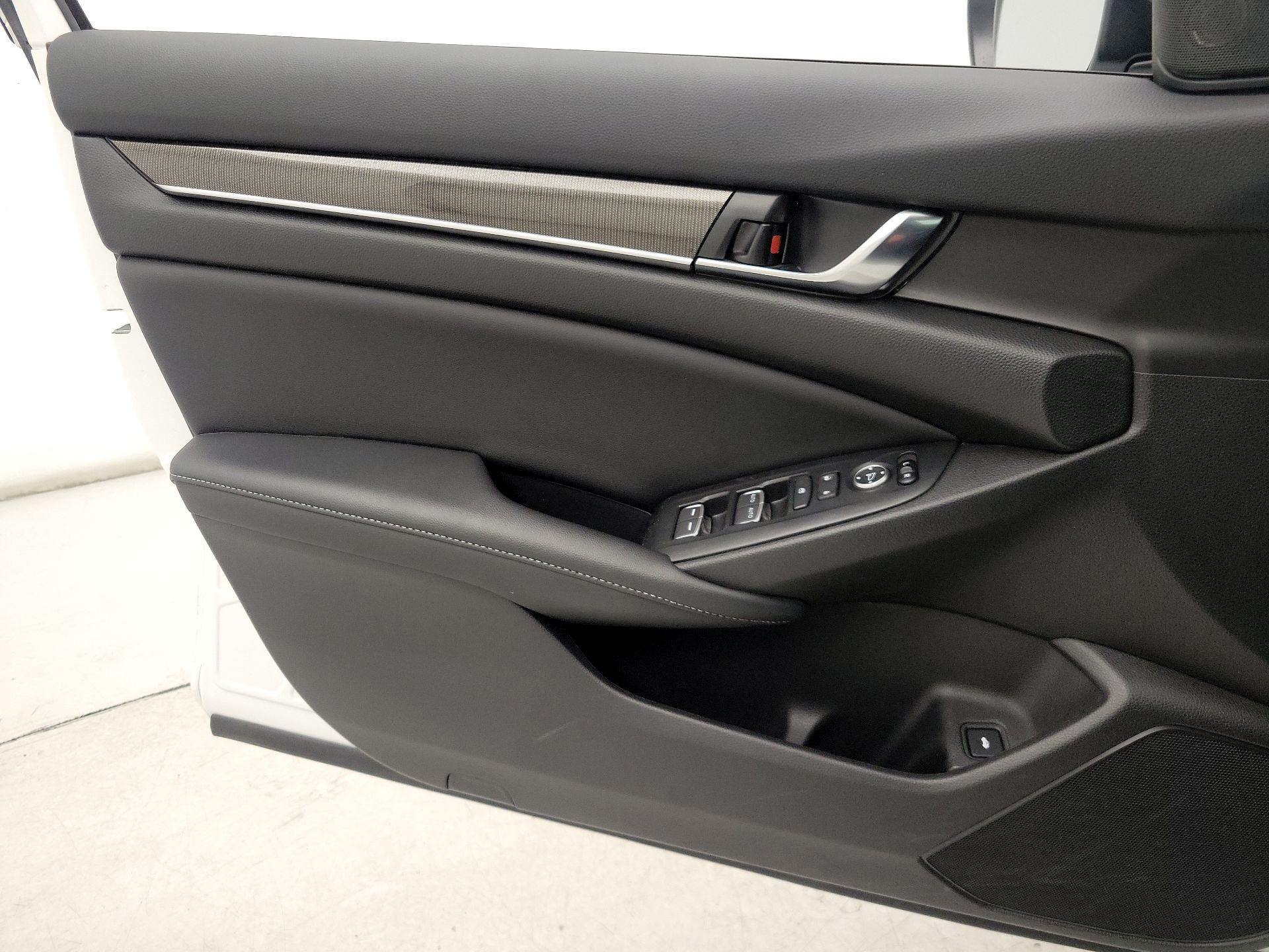 Thumbnail: 2021 Honda Accord - 12