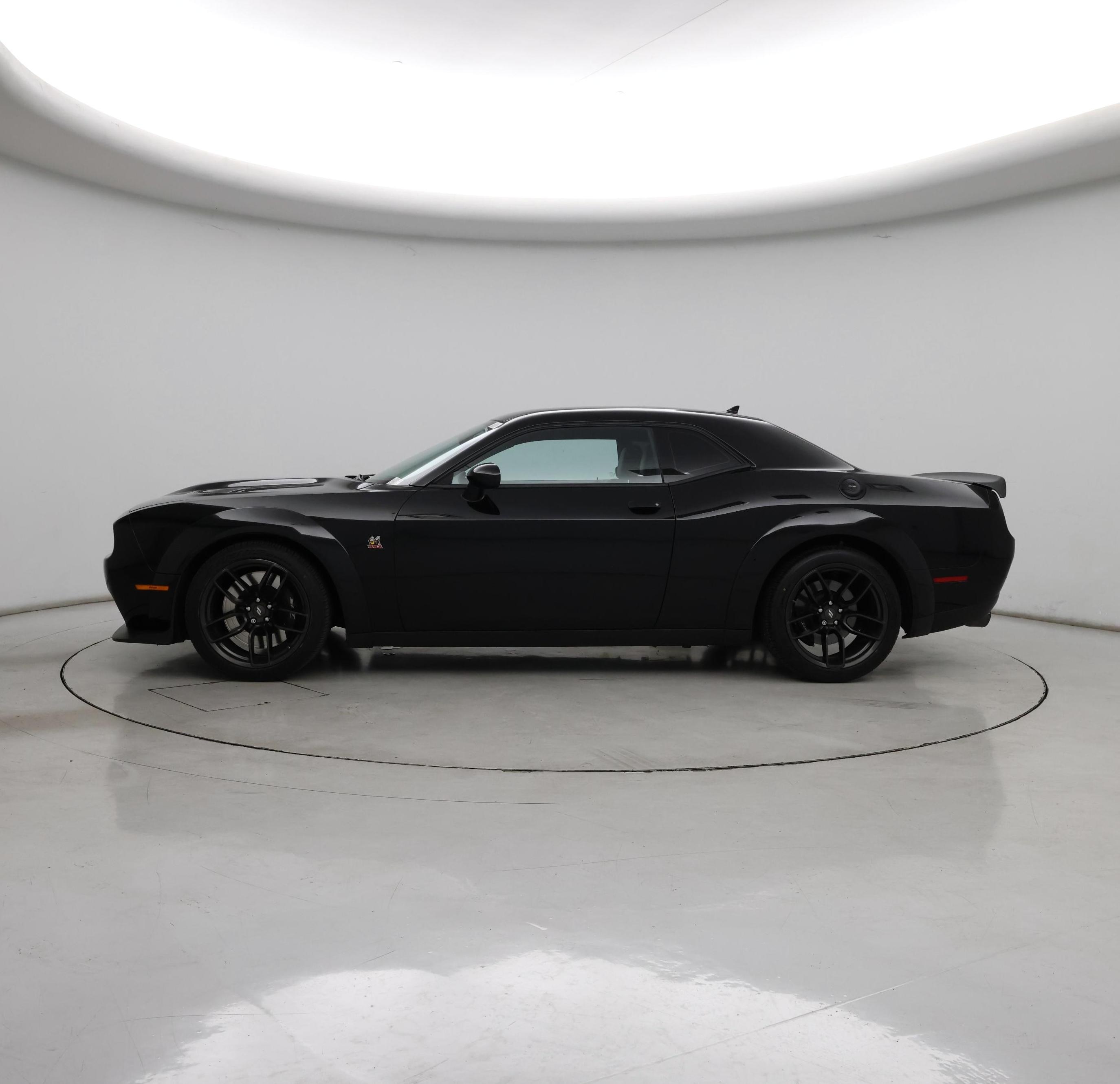 Thumbnail: 2022 Dodge Challenger - 3