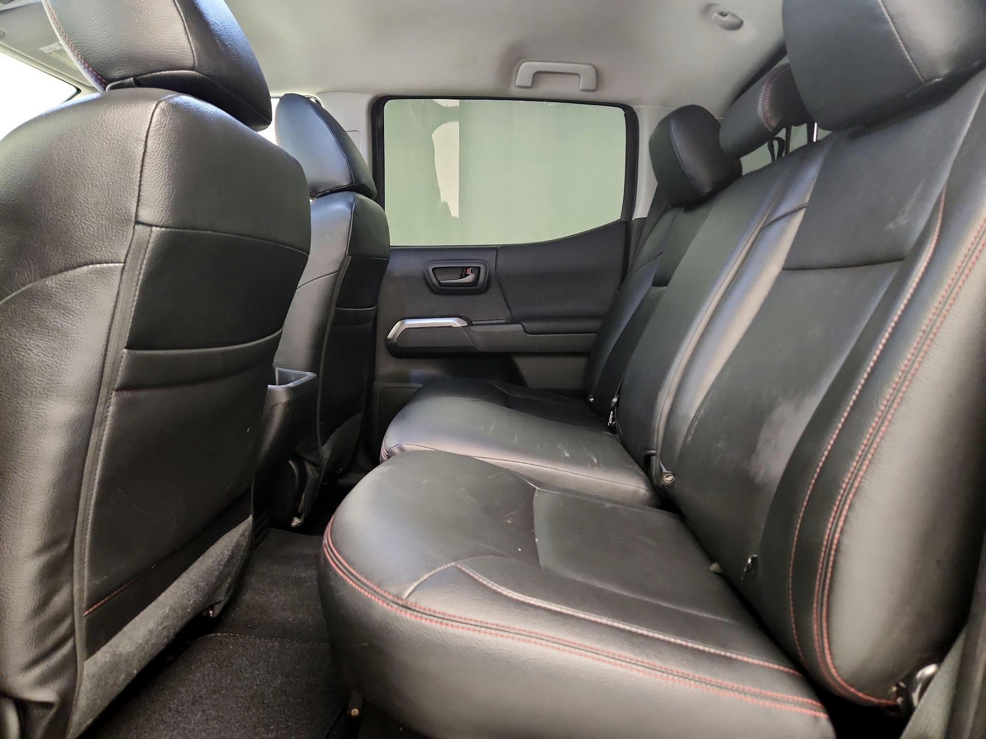 Thumbnail: 2021 Toyota Tacoma - 20