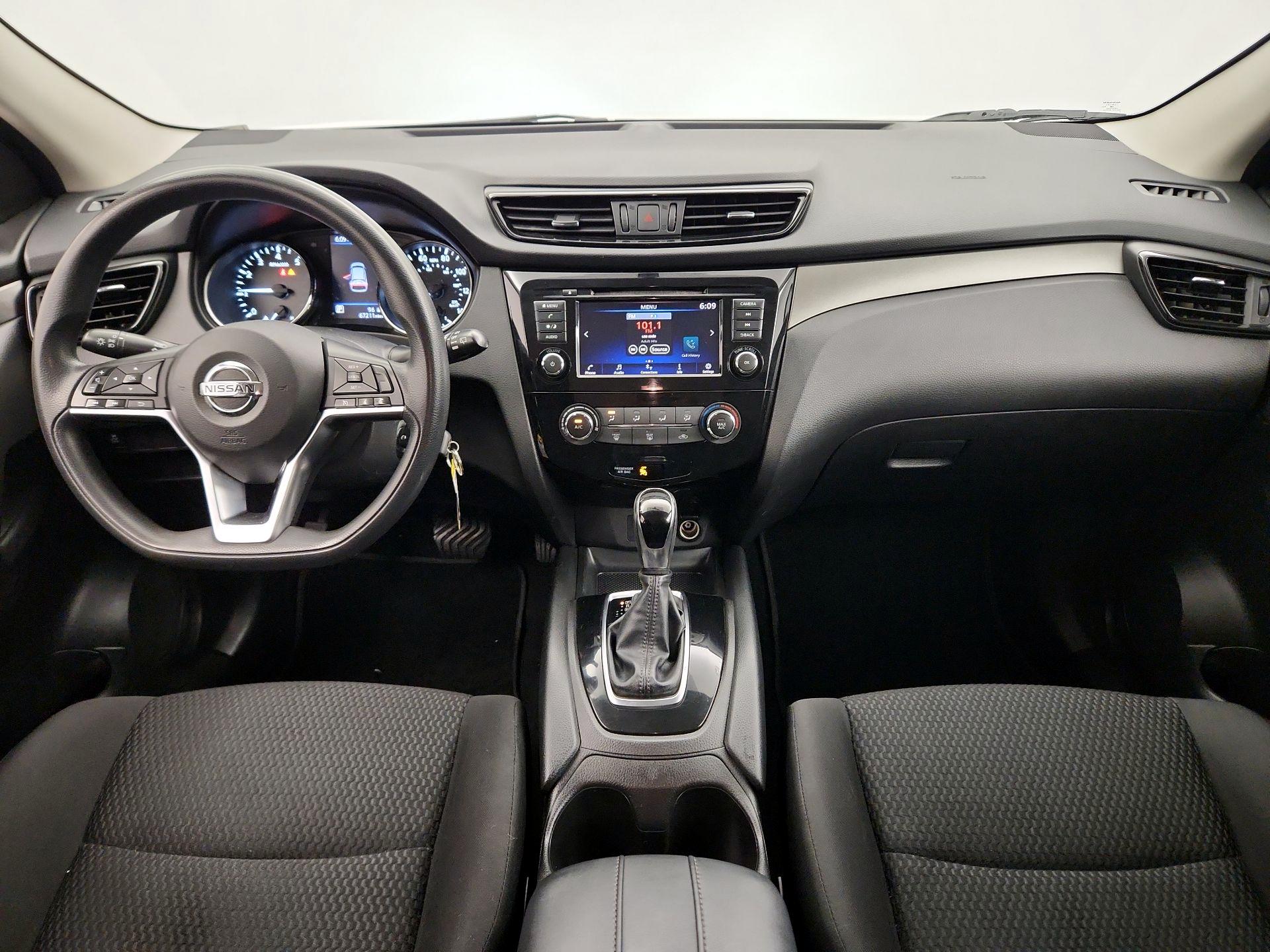 Thumbnail: 2019 Nissan Rogue Sport - 9