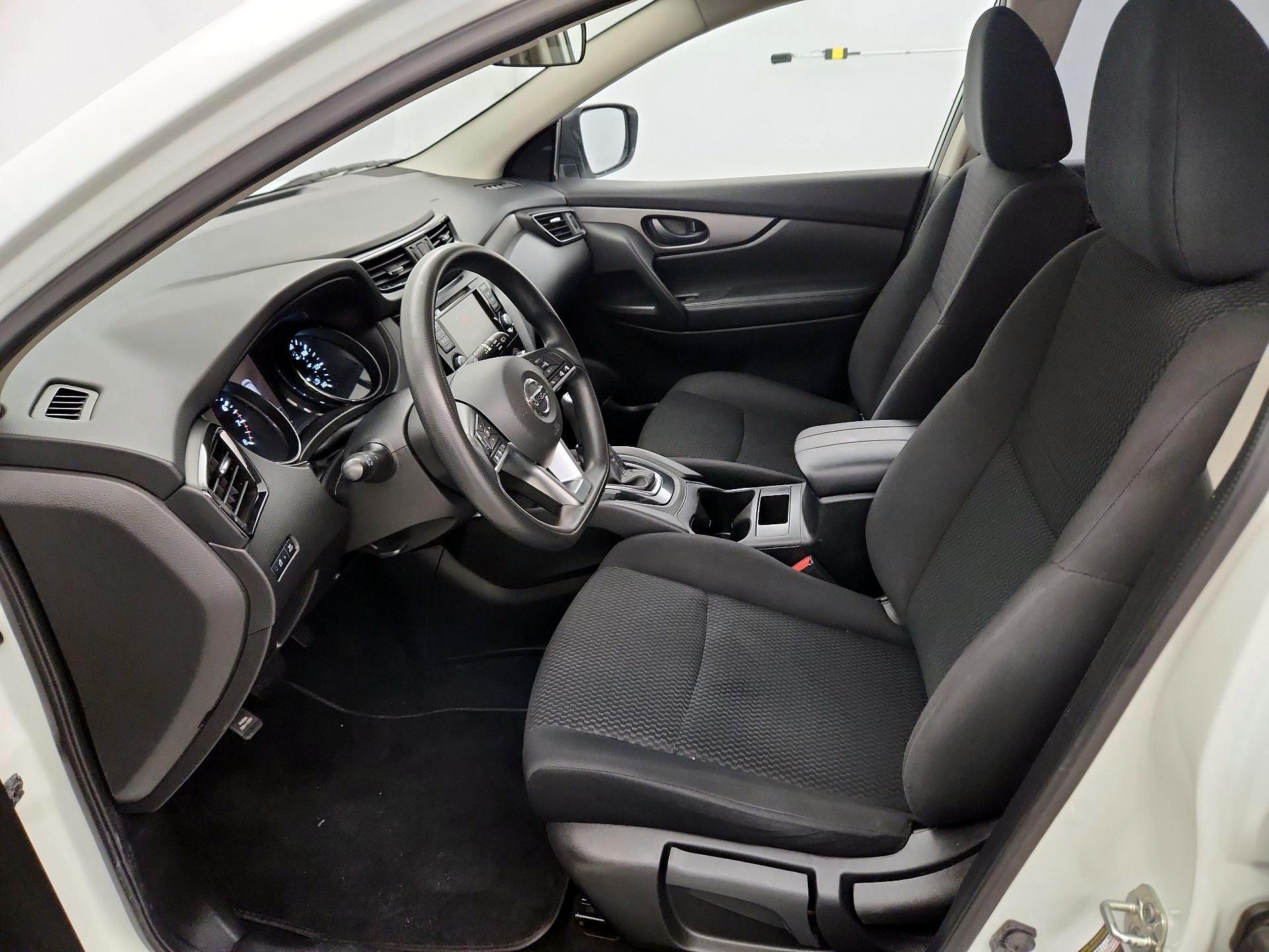 Thumbnail: 2019 Nissan Rogue Sport - 11