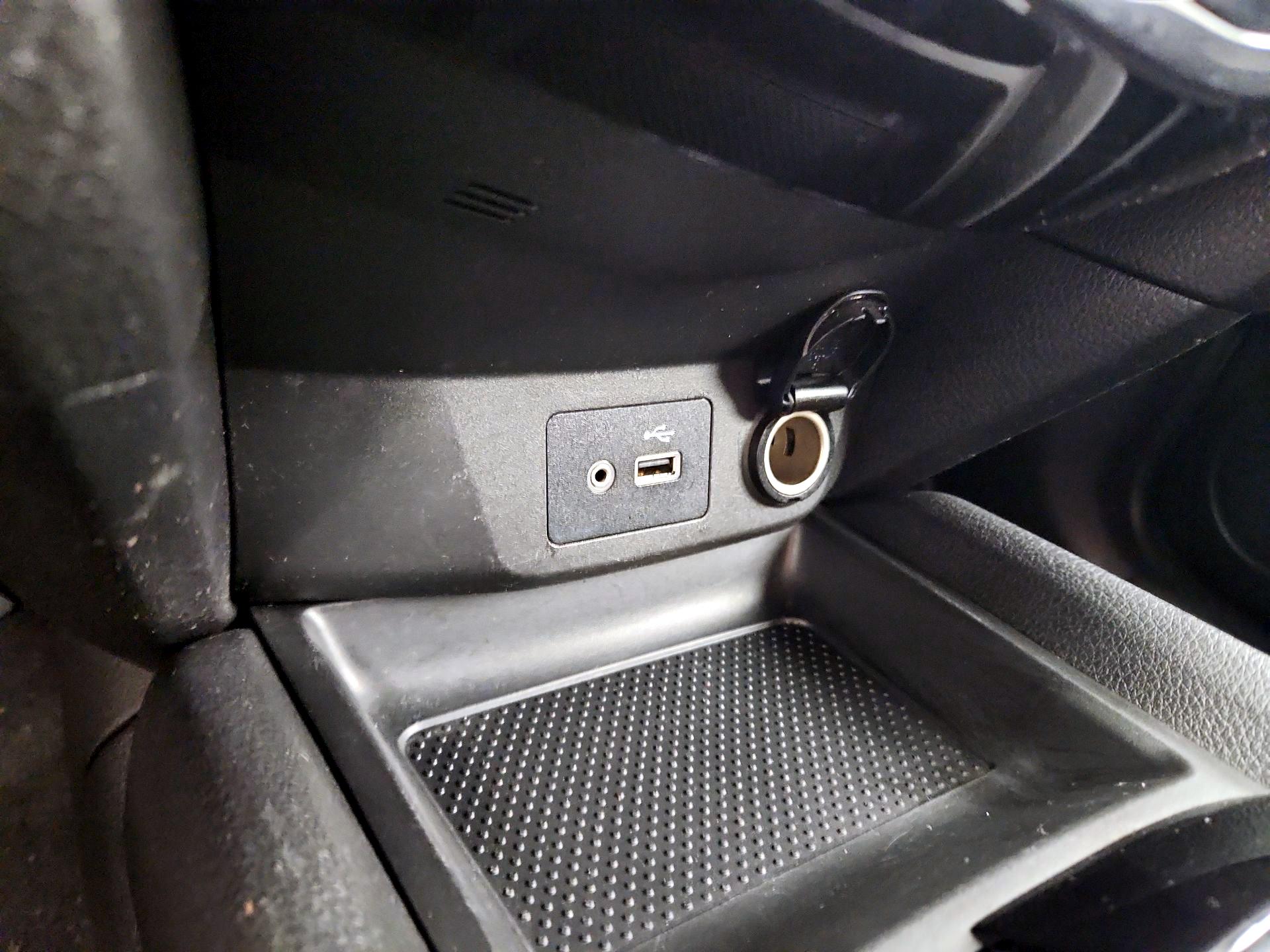 Thumbnail: 2019 Nissan Rogue Sport - 18