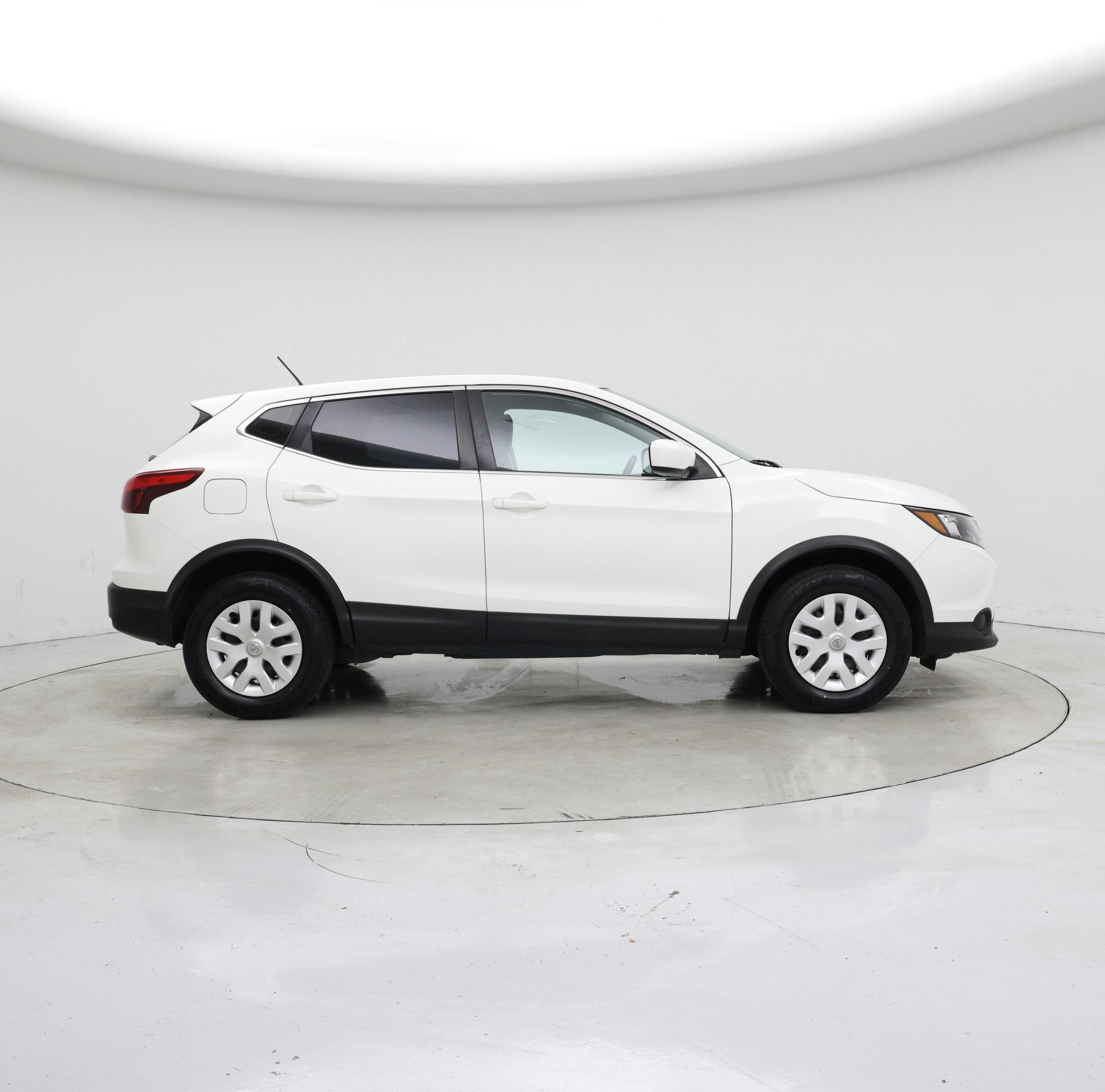 Thumbnail: 2019 Nissan Rogue Sport - 7