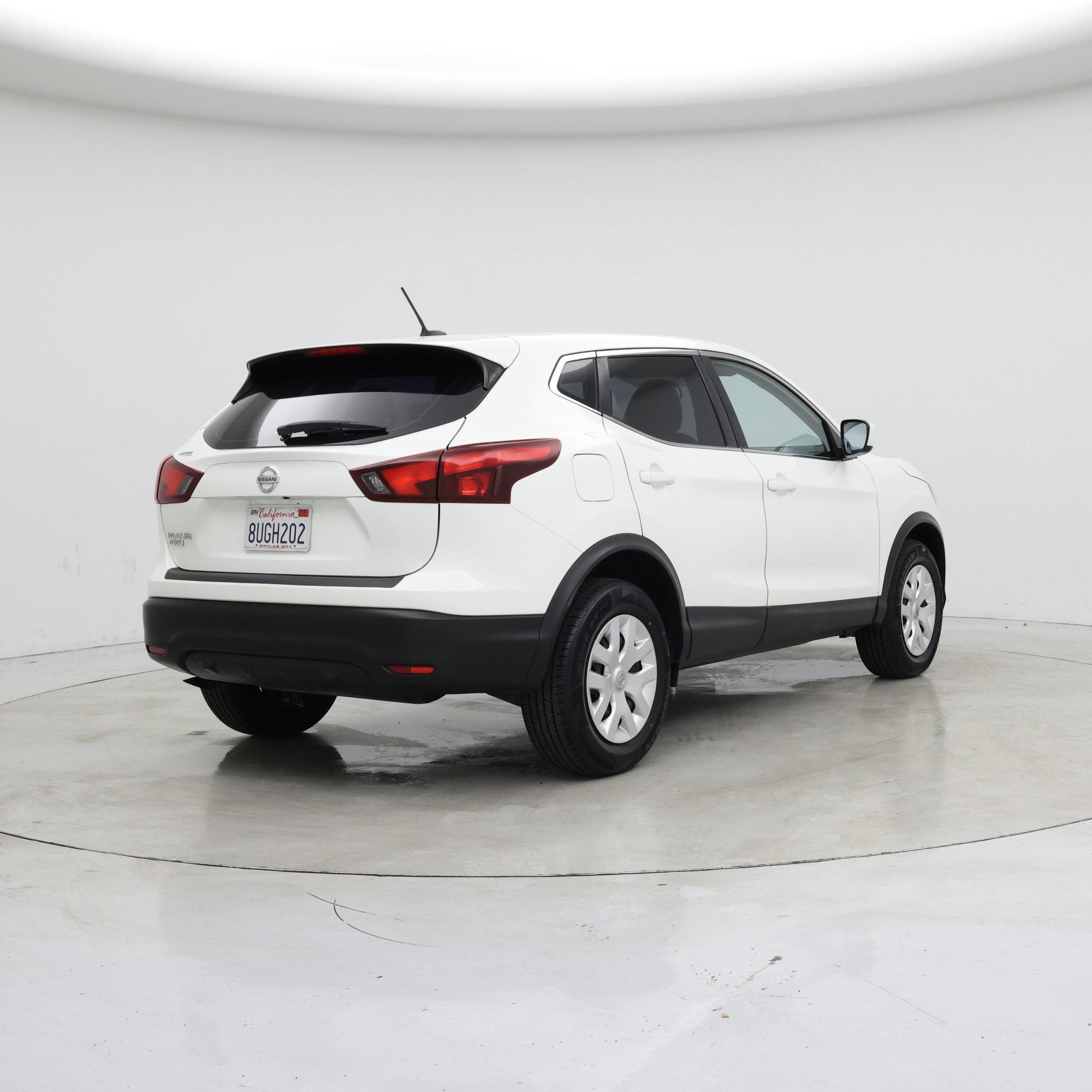 Thumbnail: 2019 Nissan Rogue Sport - 8