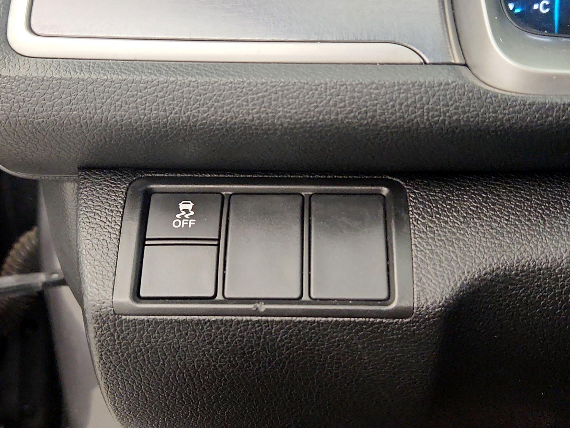 Thumbnail: 2016 Honda Civic - 13