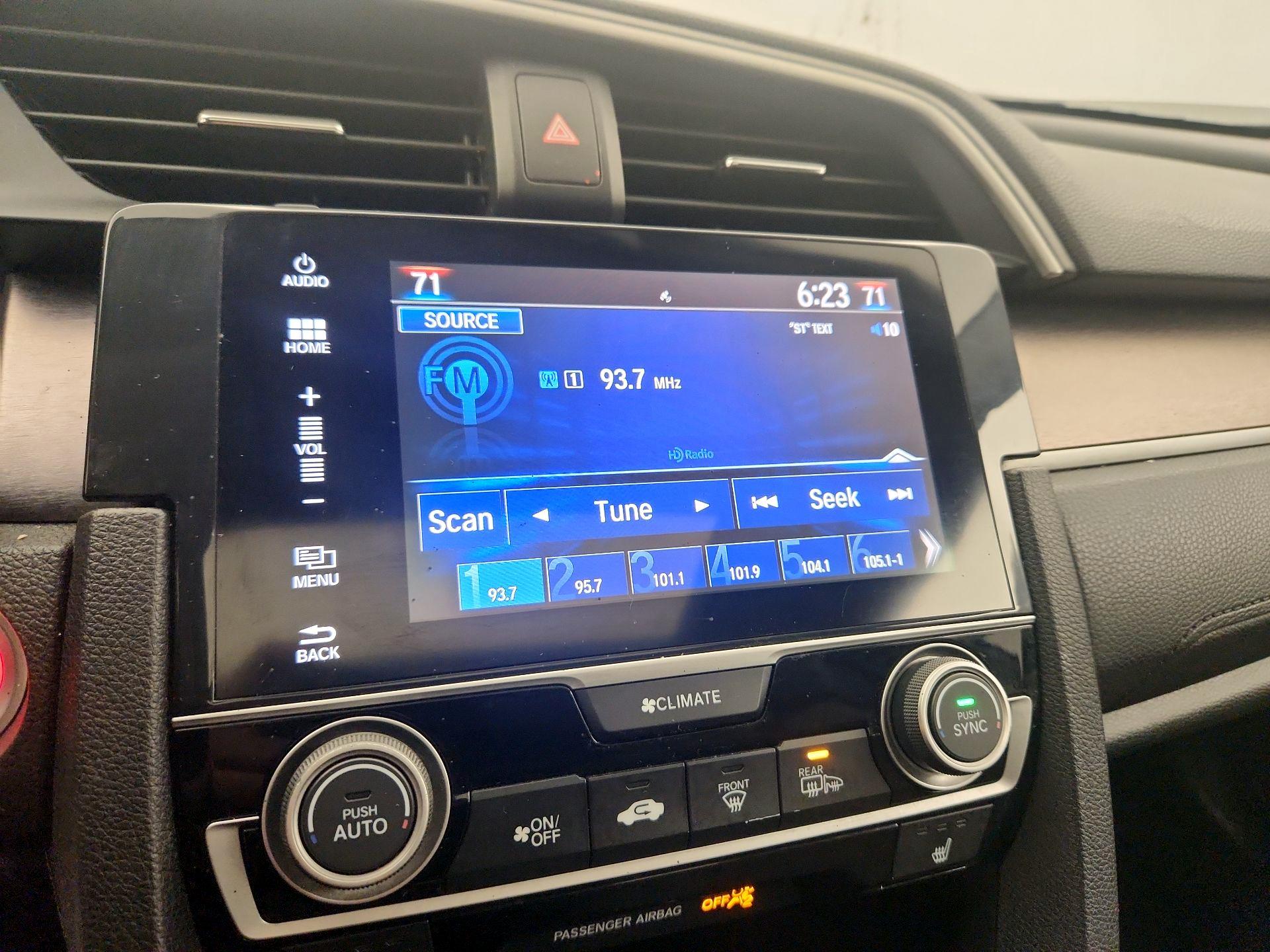 Thumbnail: 2016 Honda Civic - 15