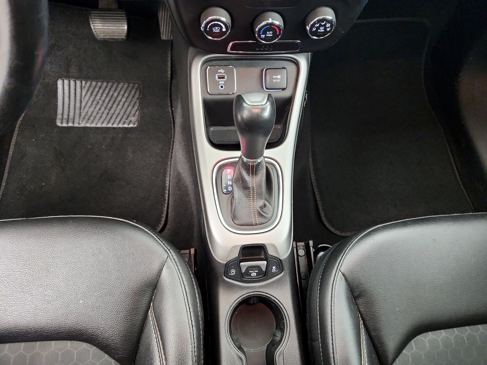 Thumbnail: 2018 Jeep Compass - 16