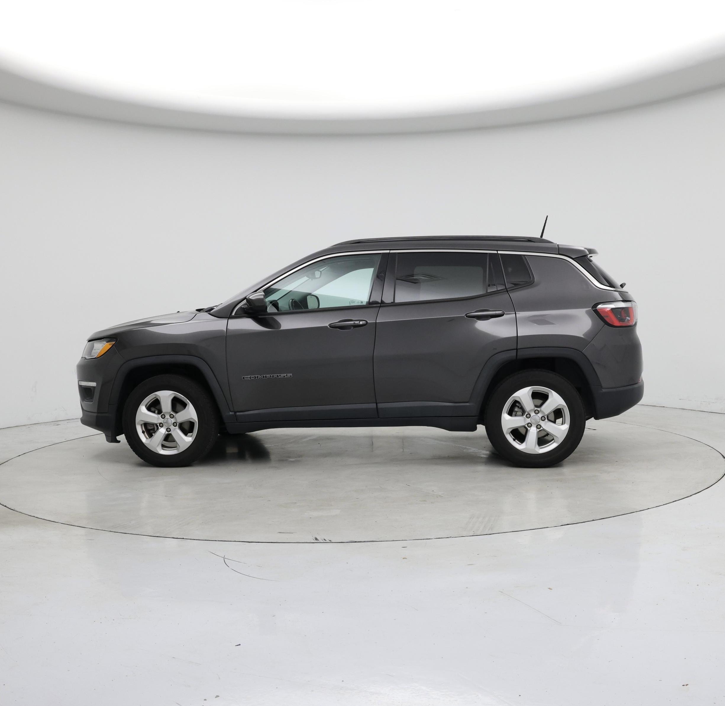 Thumbnail: 2018 Jeep Compass - 3