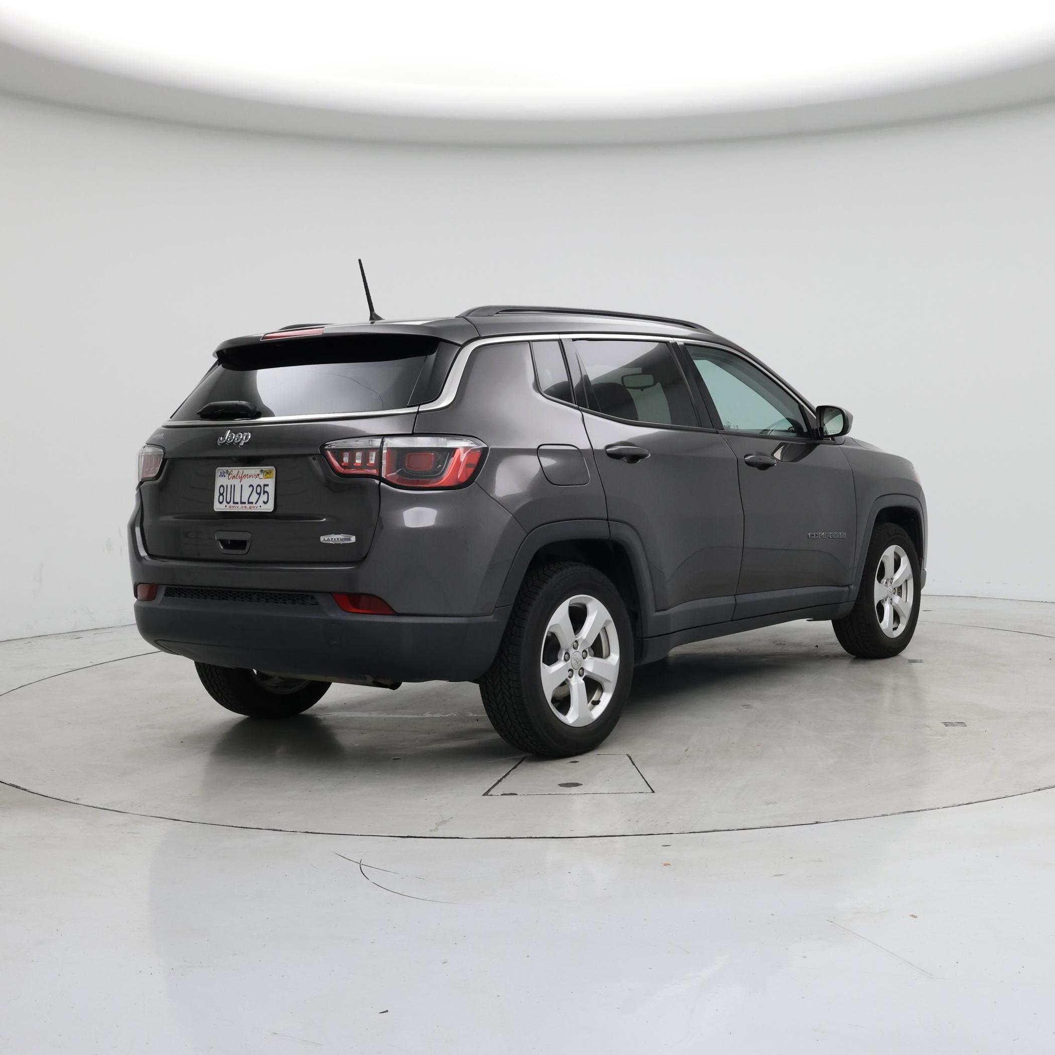 Thumbnail: 2018 Jeep Compass - 8