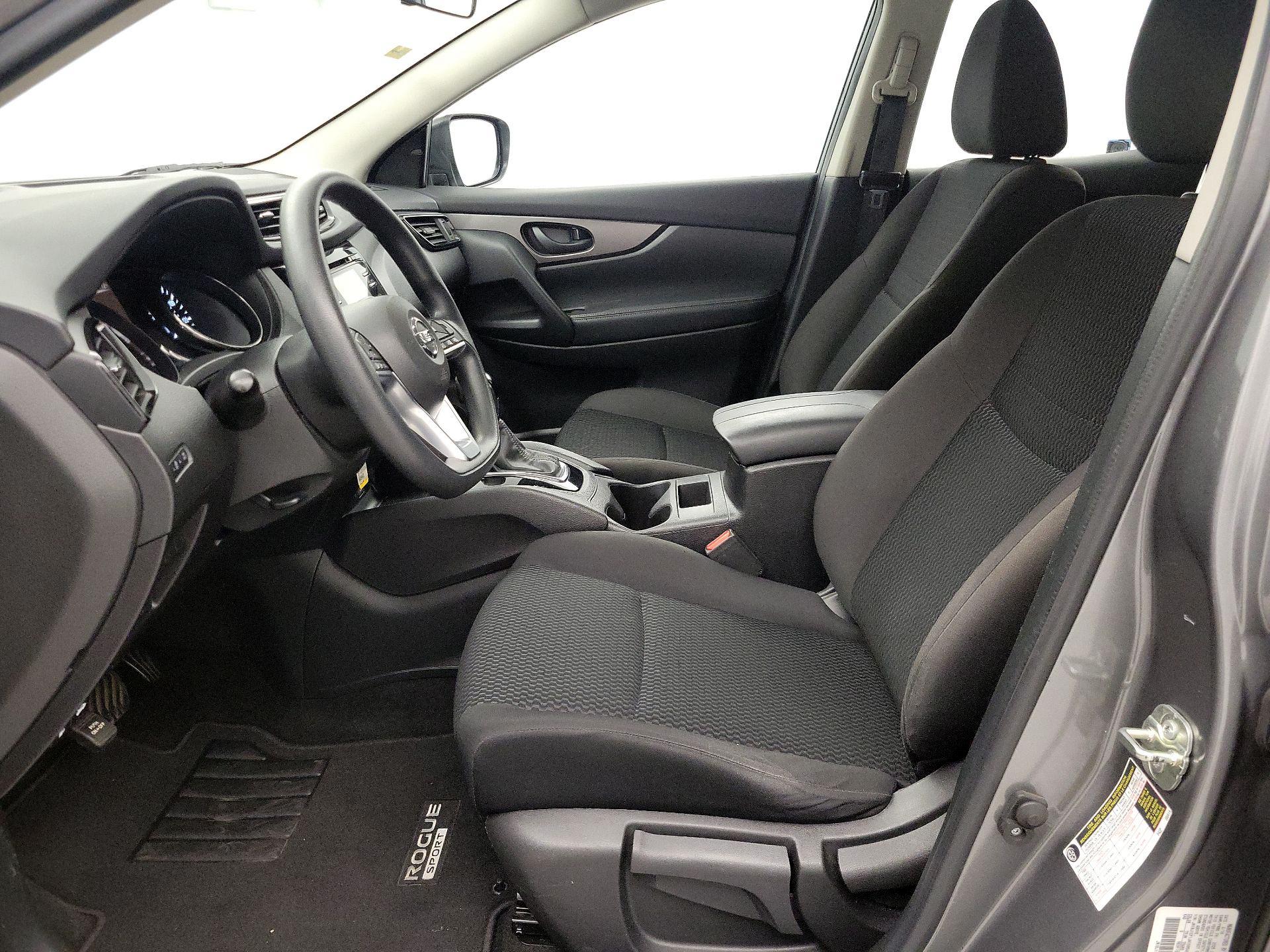 Thumbnail: 2018 Nissan Rogue Sport - 11