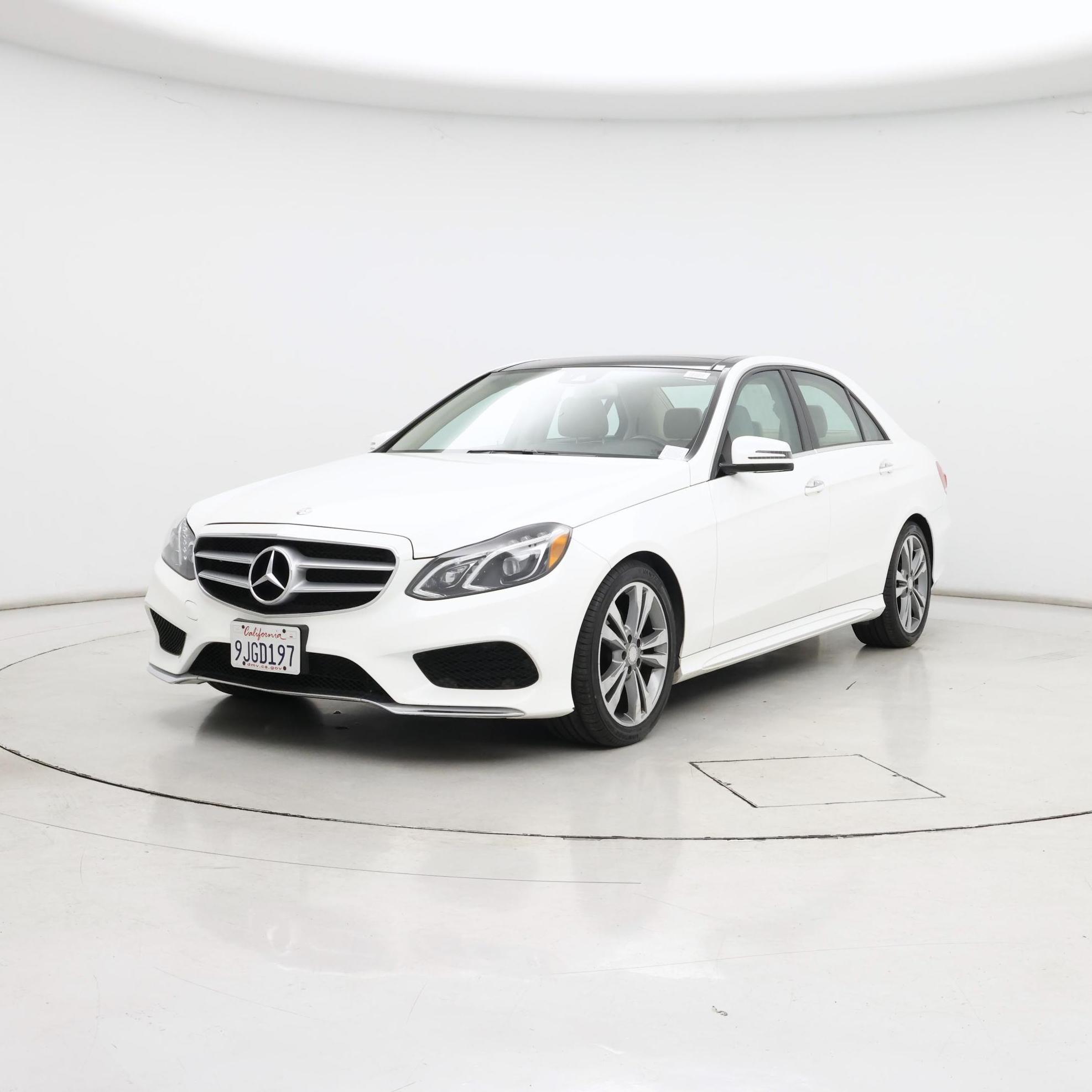 Thumbnail: 2016 Mercedes-Benz E-Class - 4