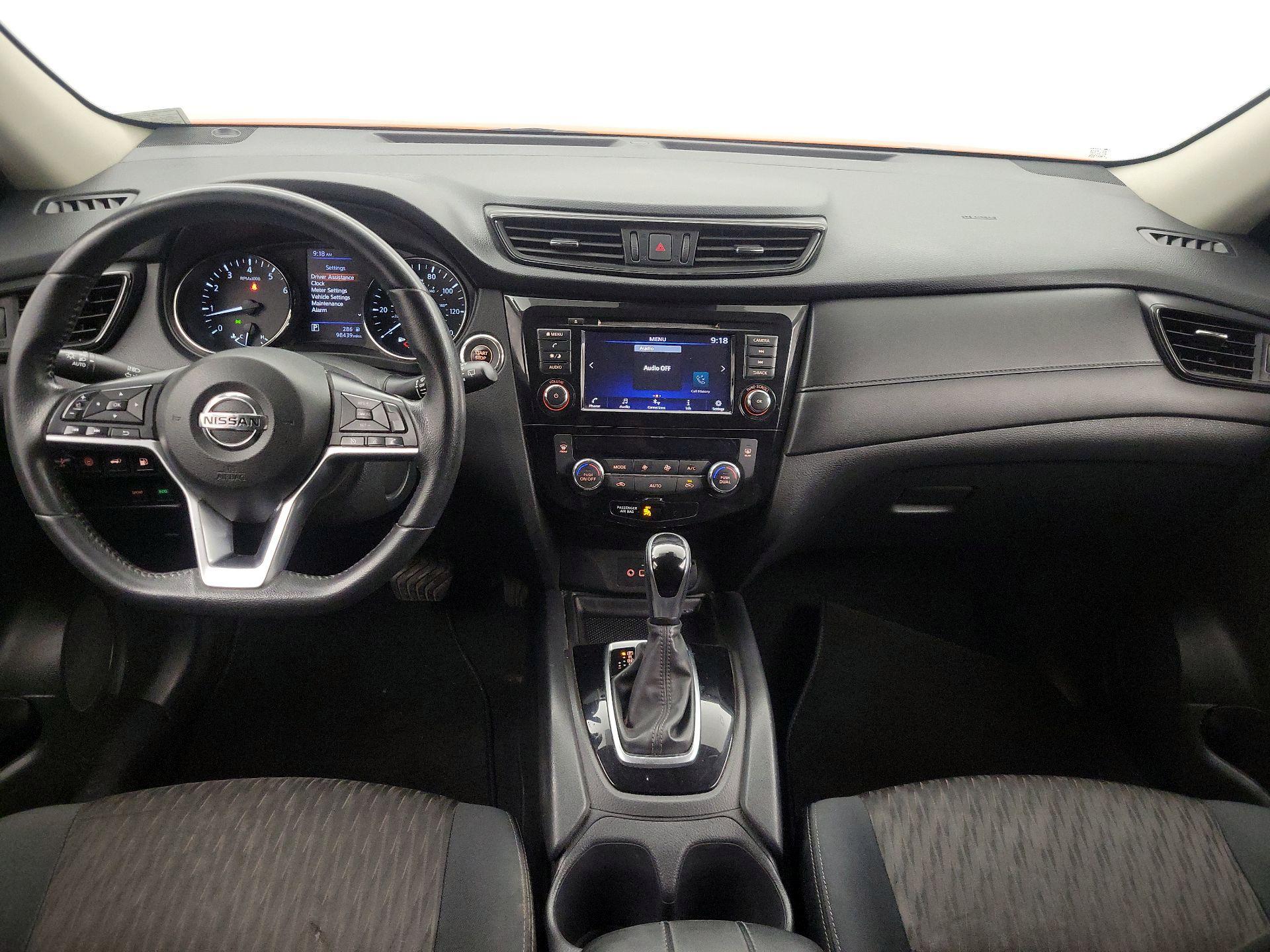 Thumbnail: 2019 Nissan Rogue - 9