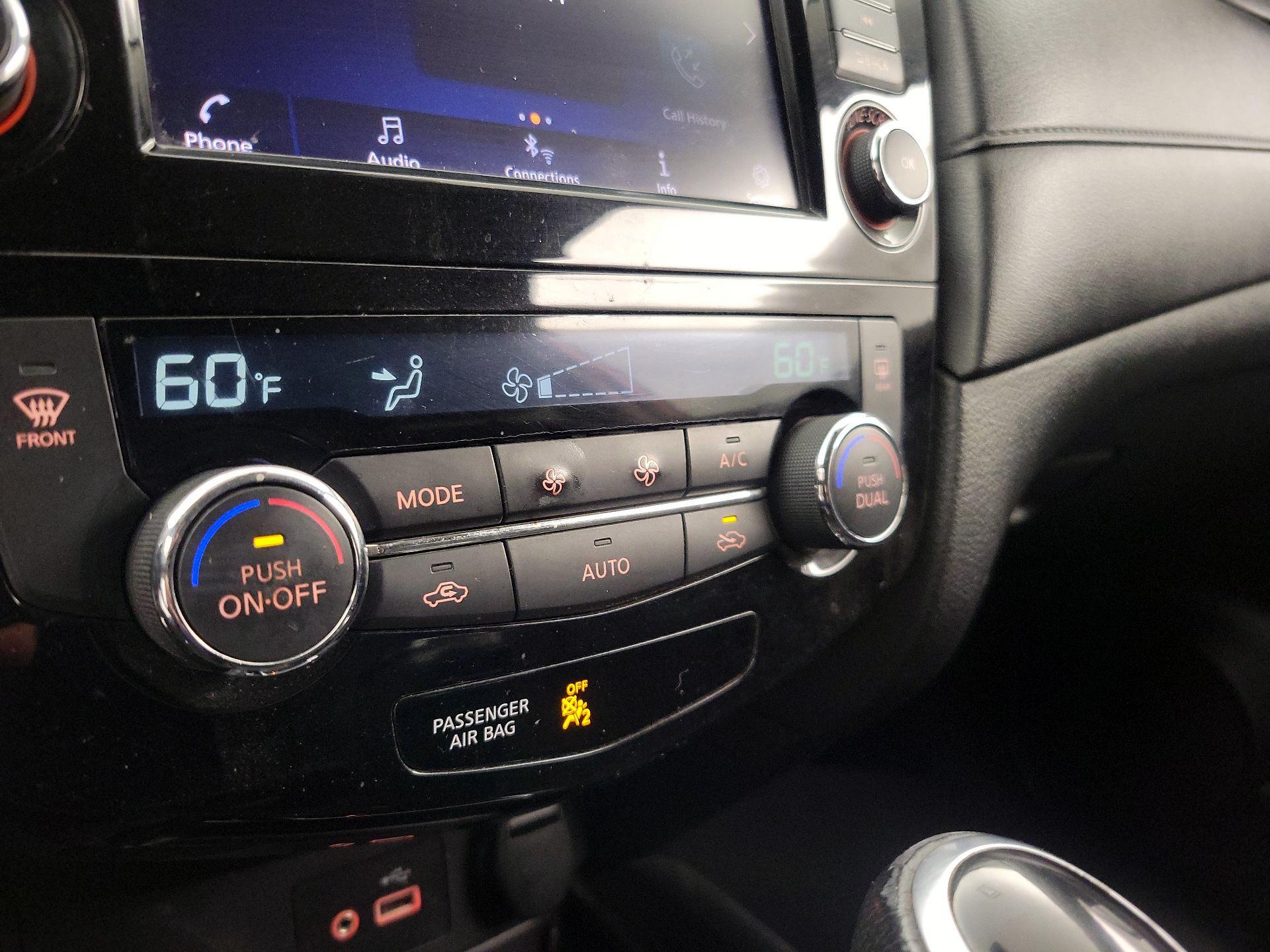 Thumbnail: 2019 Nissan Rogue - 16
