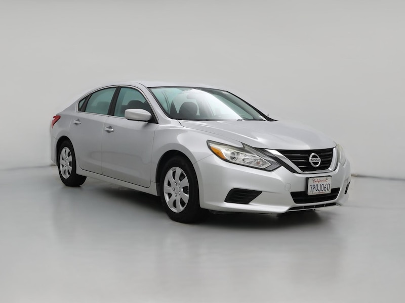 2016 Nissan Altima  -
                  Modesto, CA