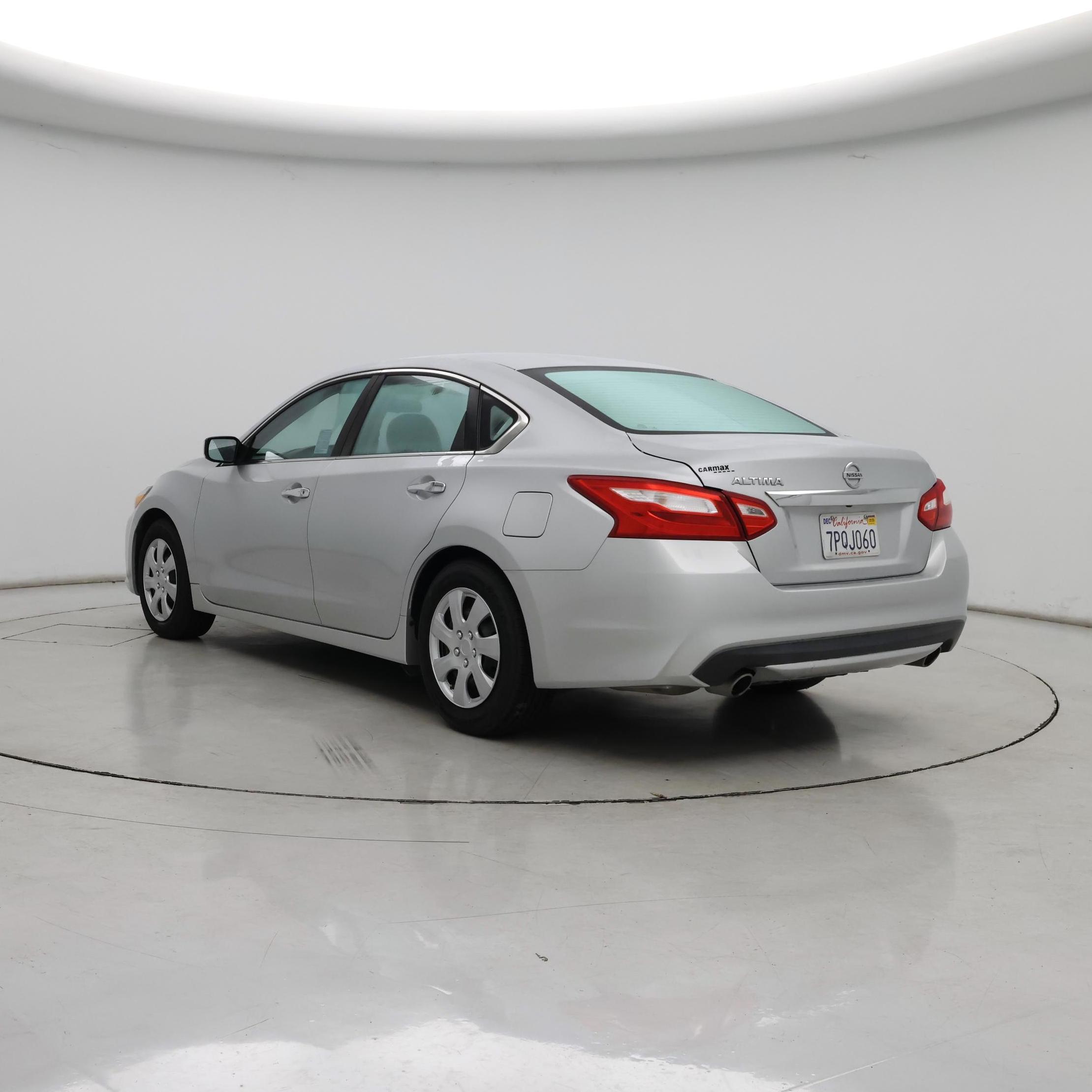 Thumbnail: 2016 Nissan Altima - 2