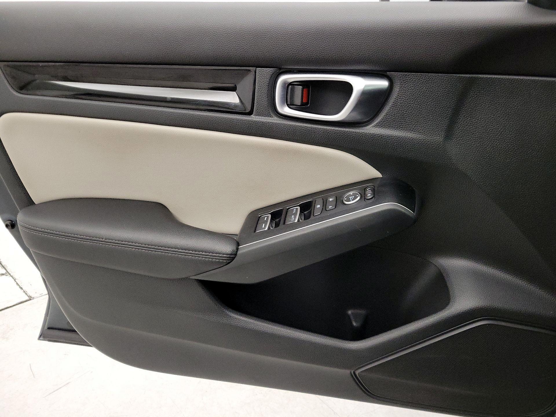 Thumbnail: 2023 Honda Civic - 12