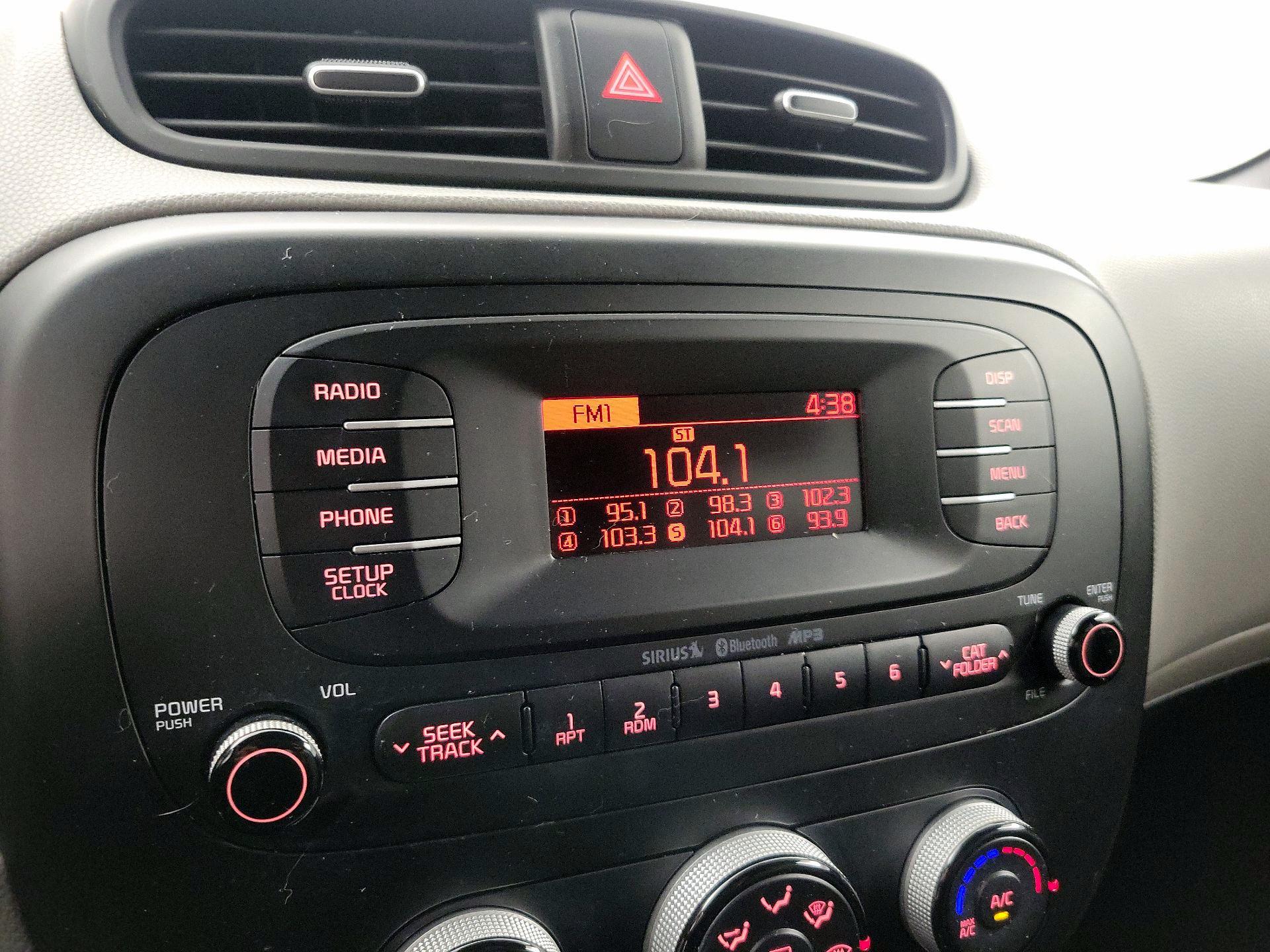 Thumbnail: 2014 Kia Soul - 14