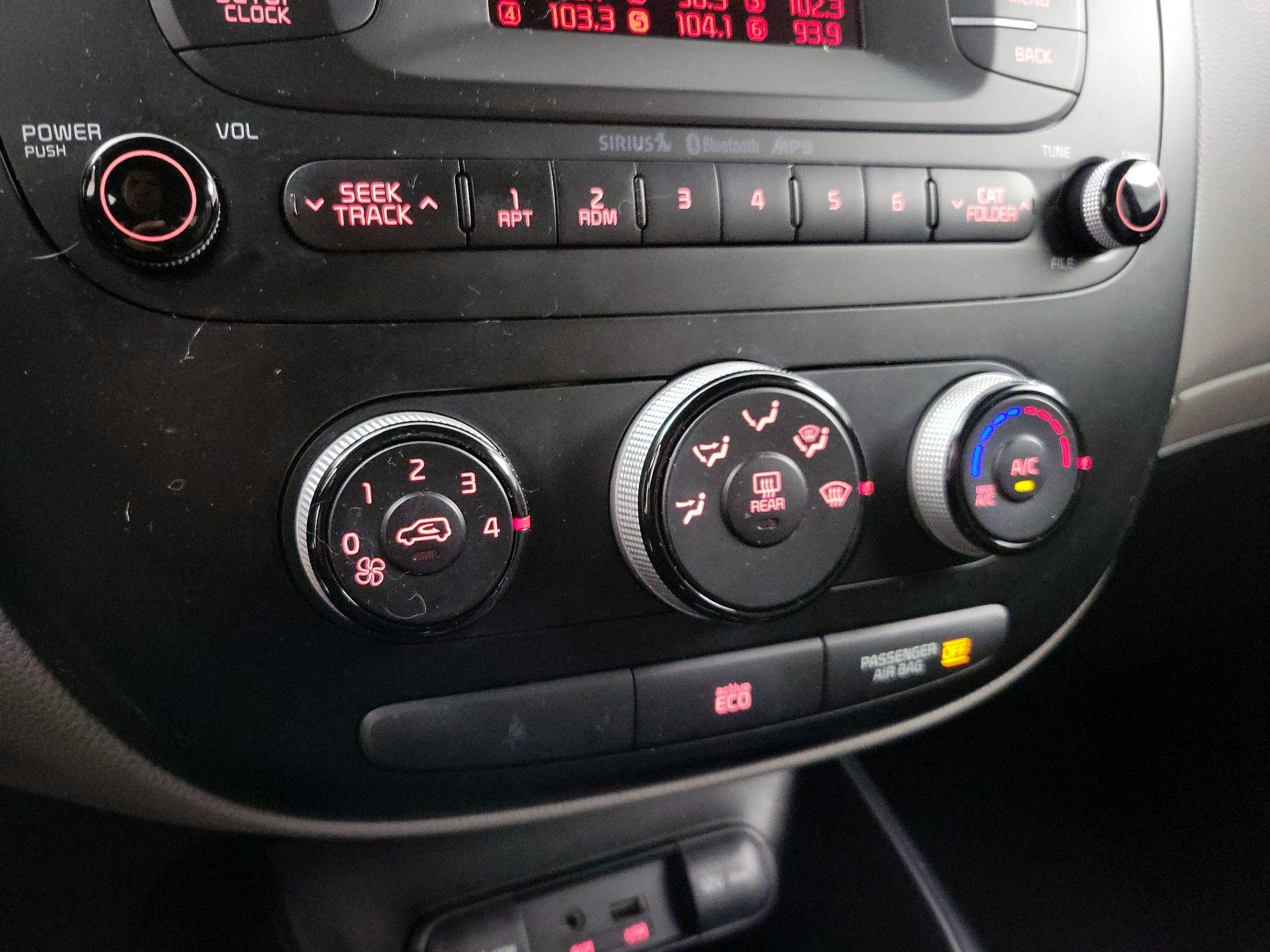 Thumbnail: 2014 Kia Soul - 15