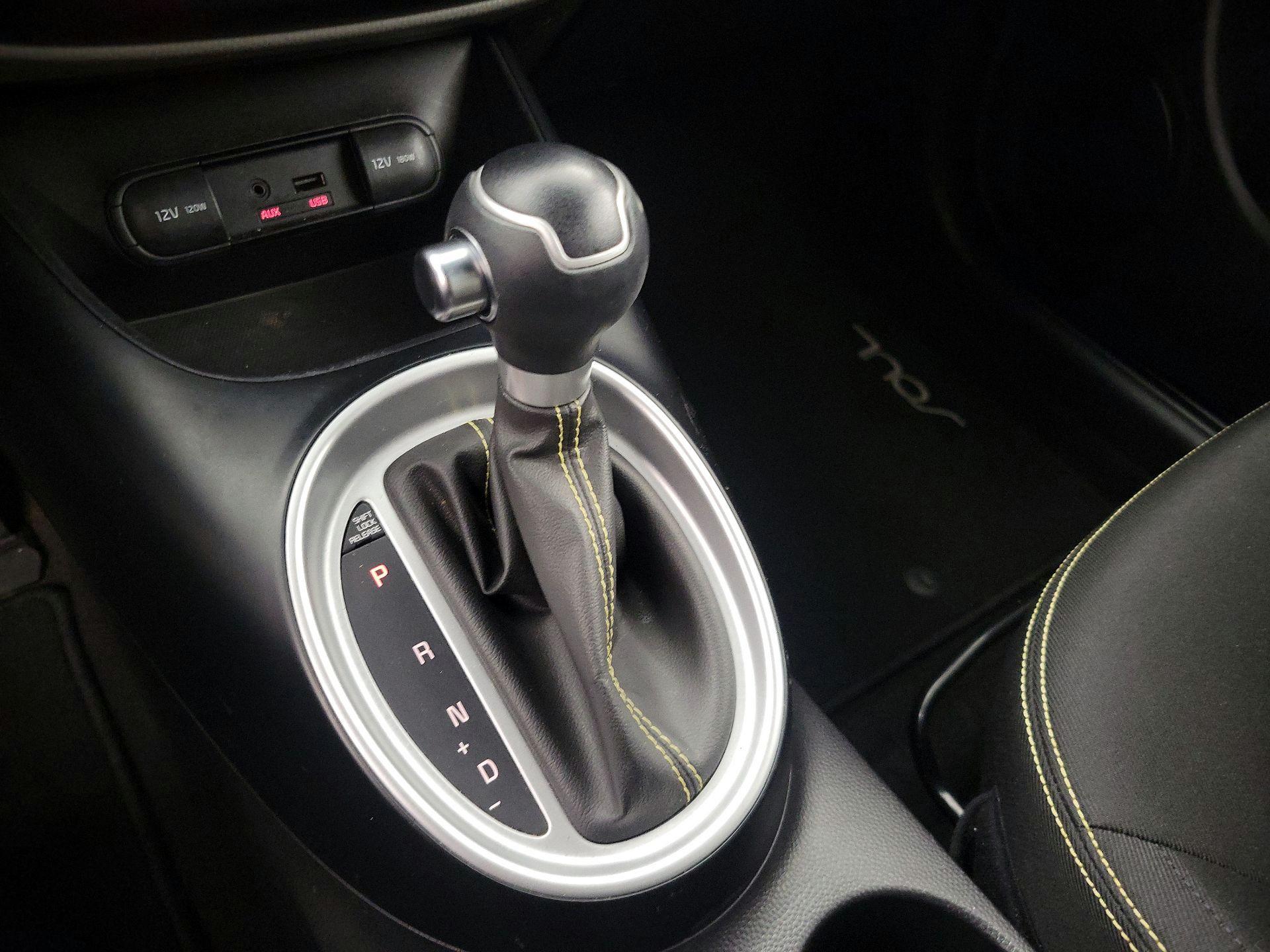 Thumbnail: 2014 Kia Soul - 16