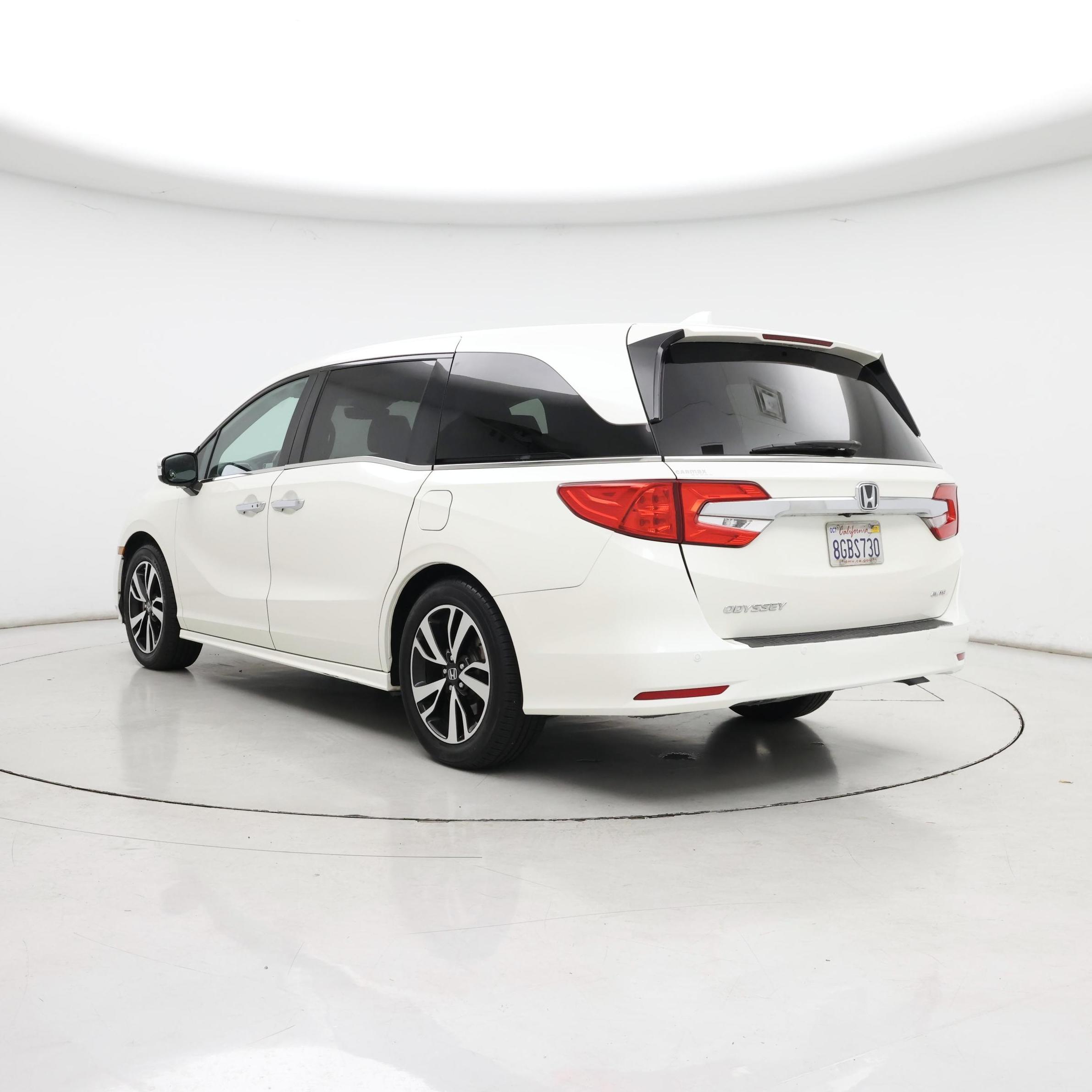 Thumbnail: 2019 Honda Odyssey - 2