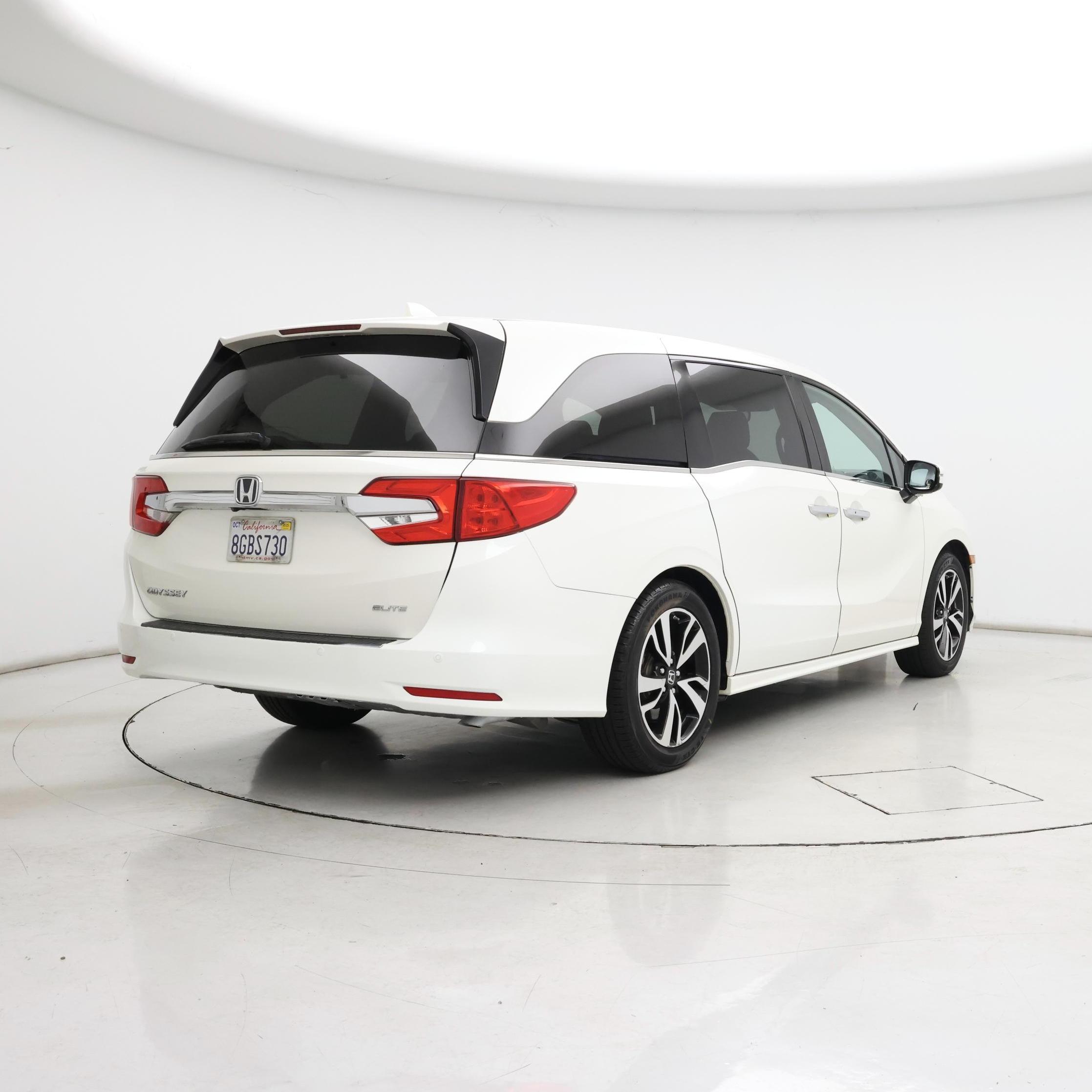 Thumbnail: 2019 Honda Odyssey - 8