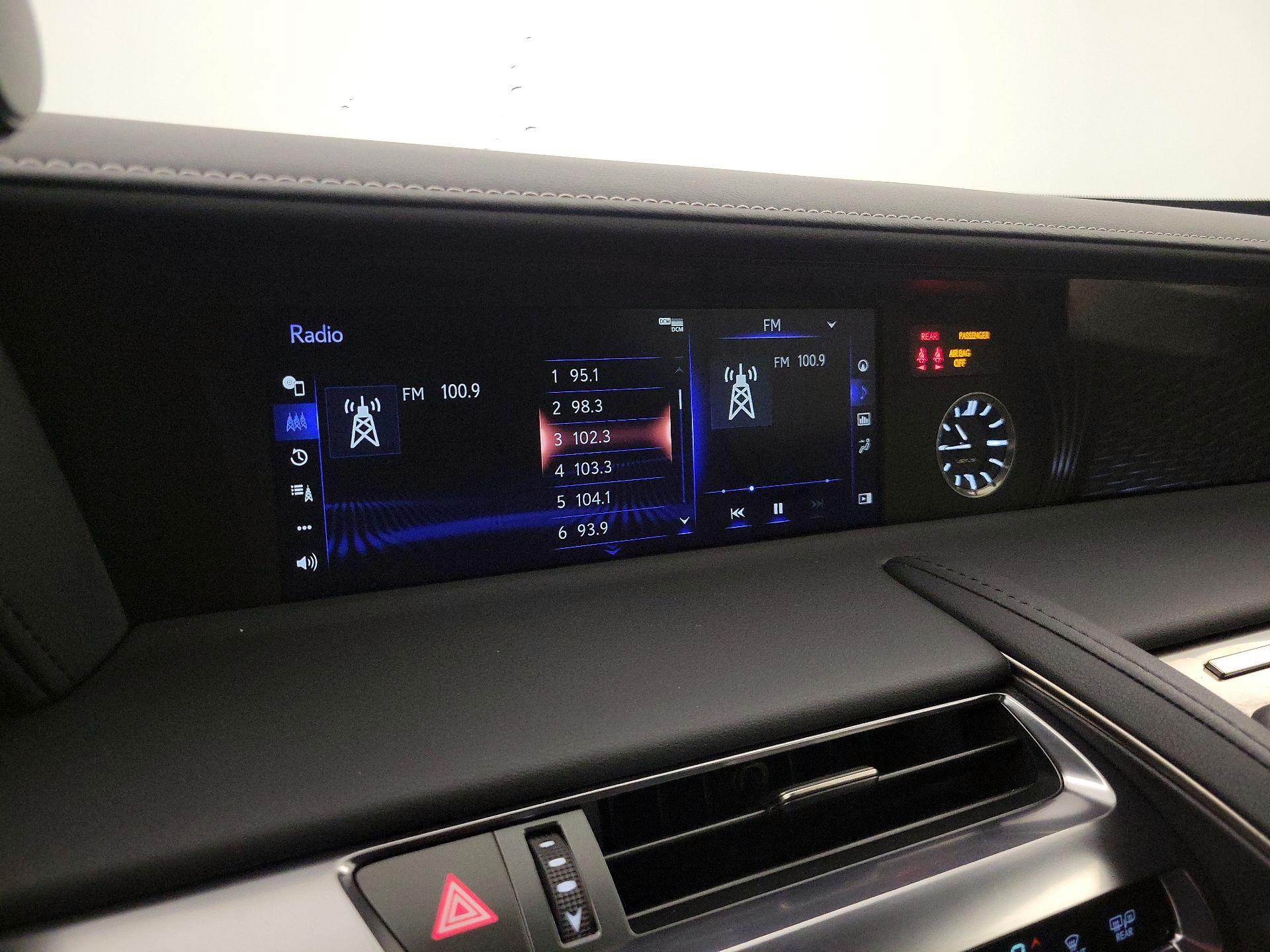 Thumbnail: 2019 Lexus LC - 16