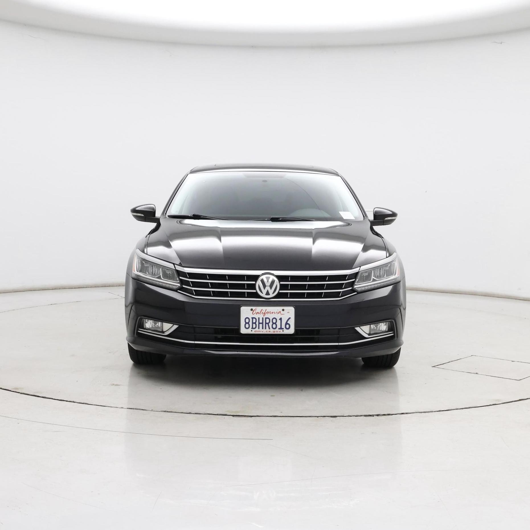 Thumbnail: 2017 Volkswagen Passat - 5