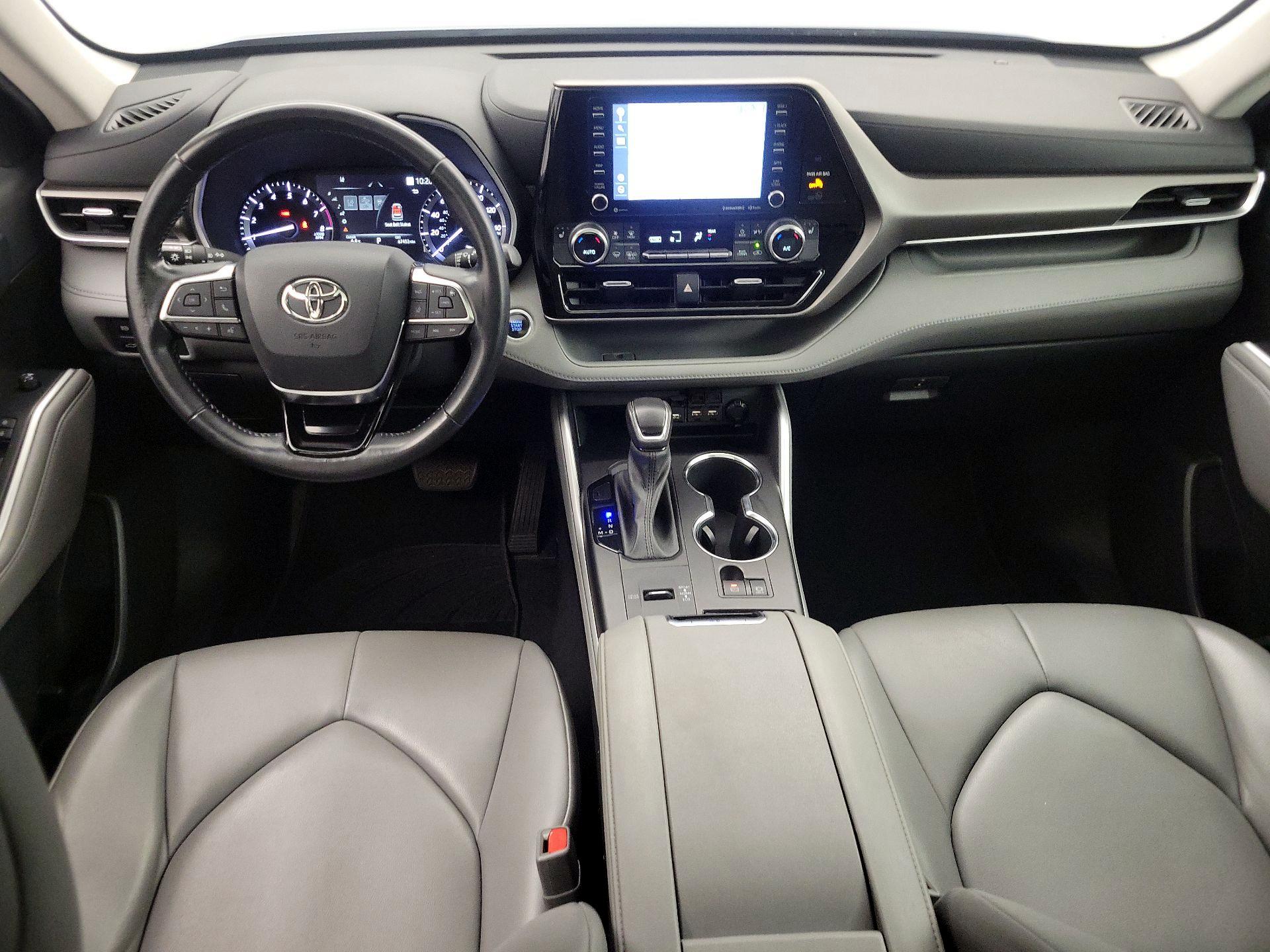 Thumbnail: 2021 Toyota Highlander - 9