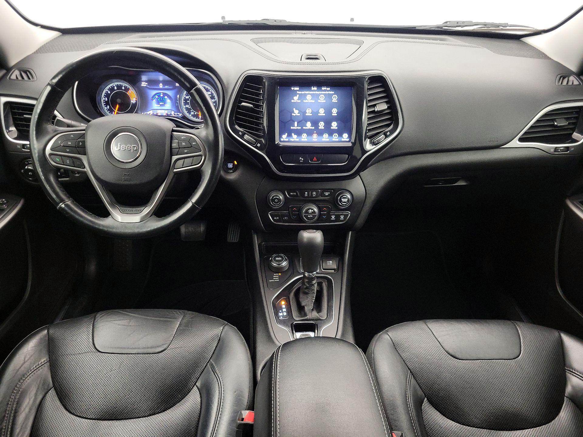 Thumbnail: 2019 Jeep Cherokee - 9