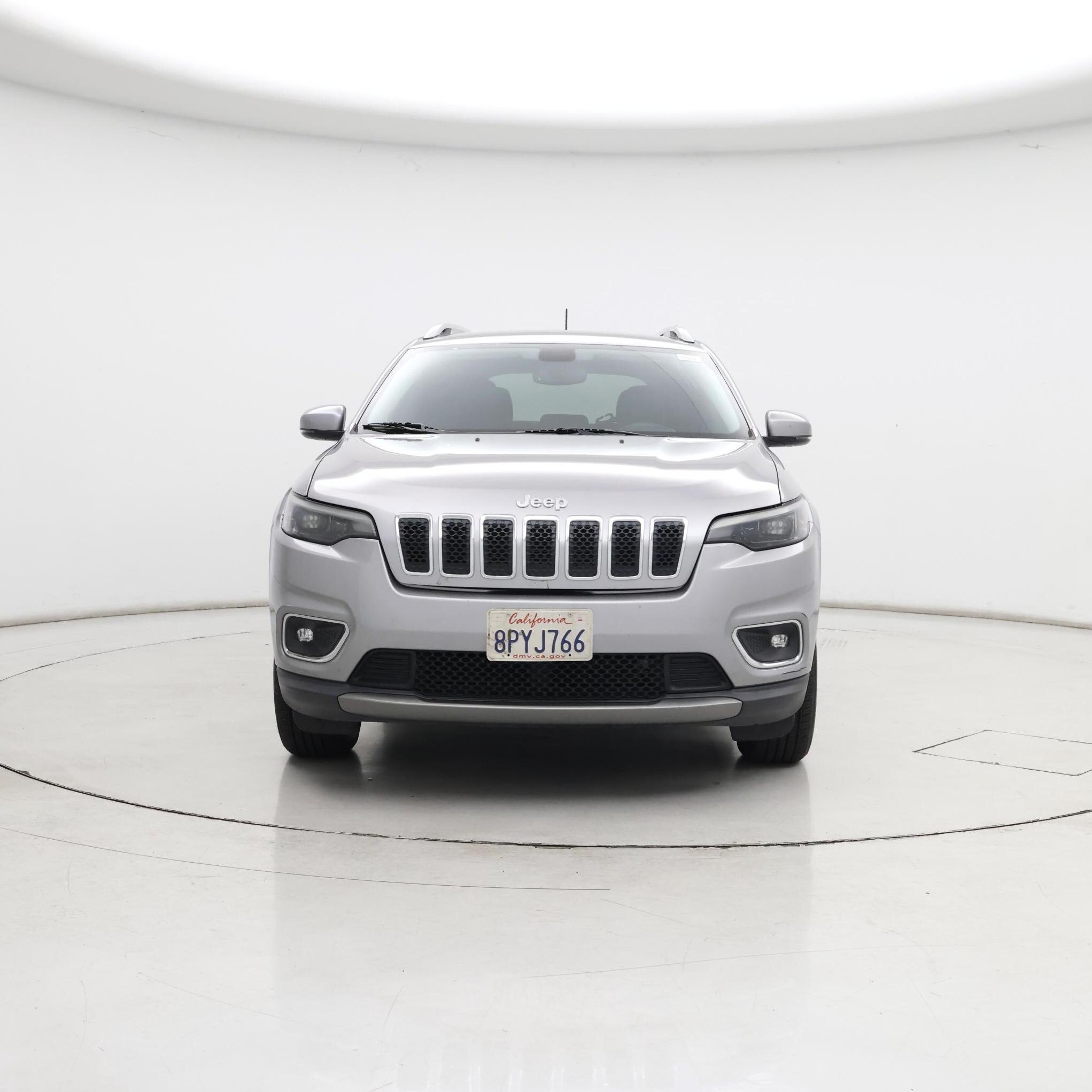 Thumbnail: 2019 Jeep Cherokee - 5