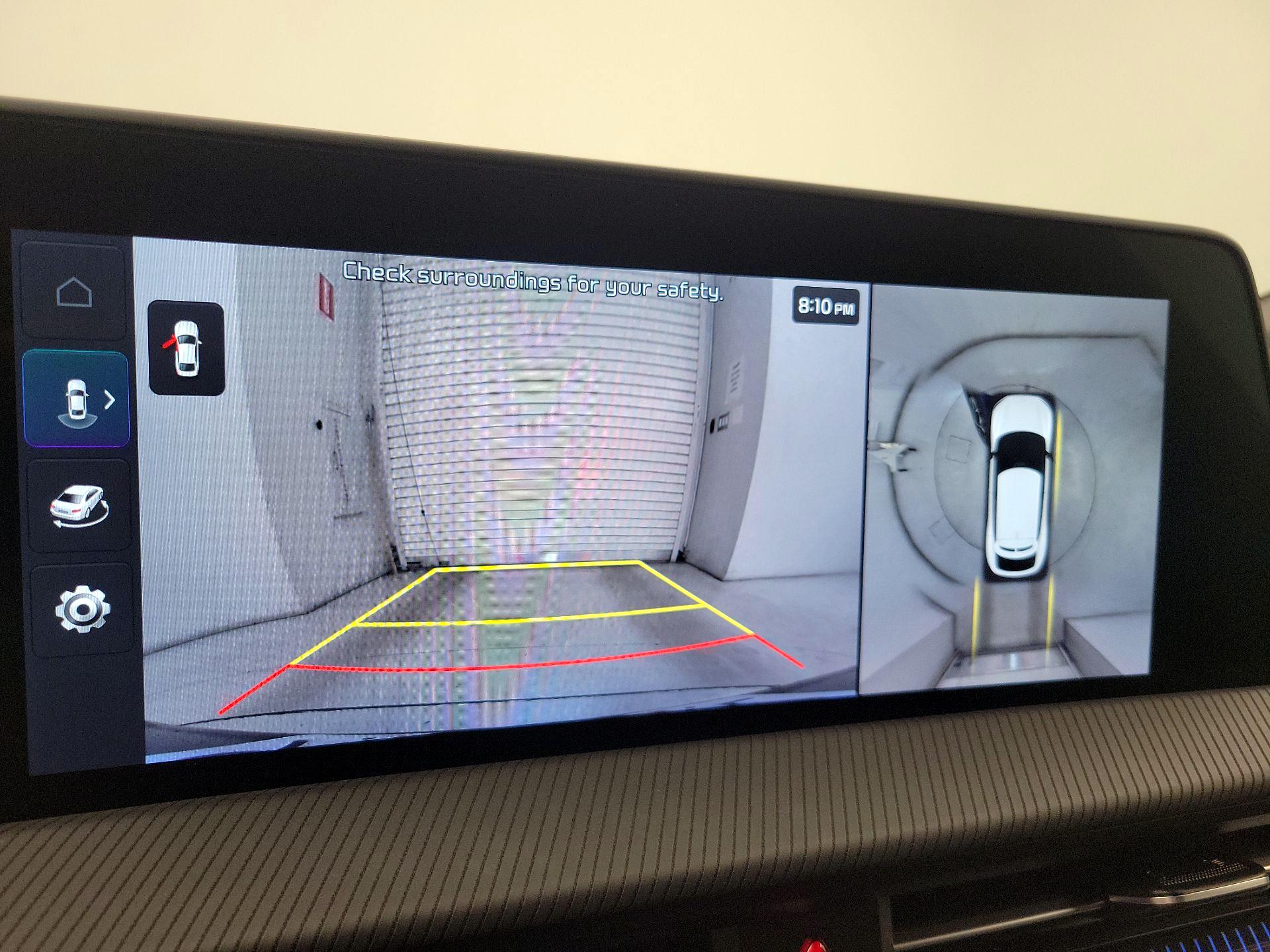 Thumbnail: 2022 Kia EV6 - 15