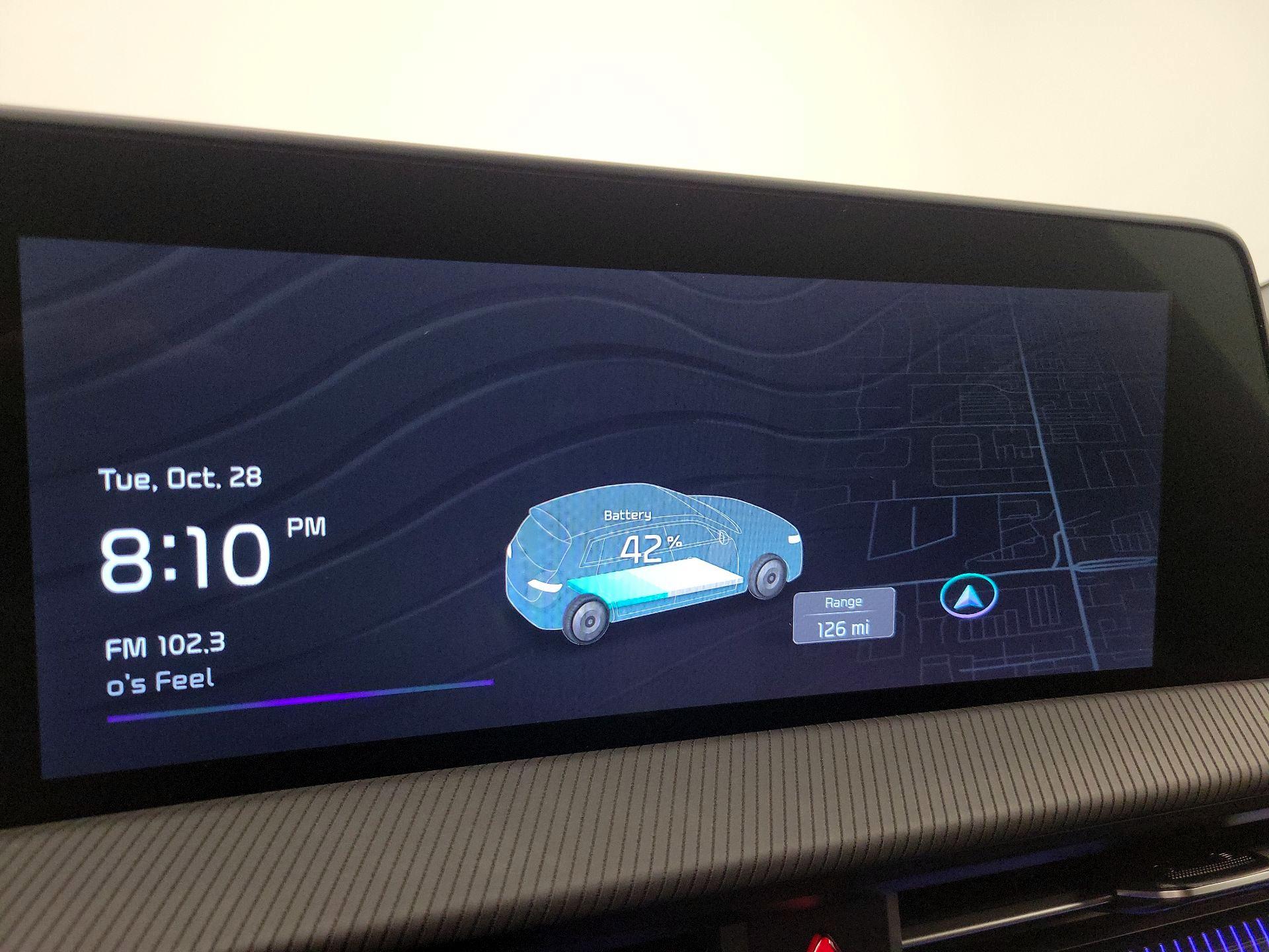 Thumbnail: 2022 Kia EV6 - 16