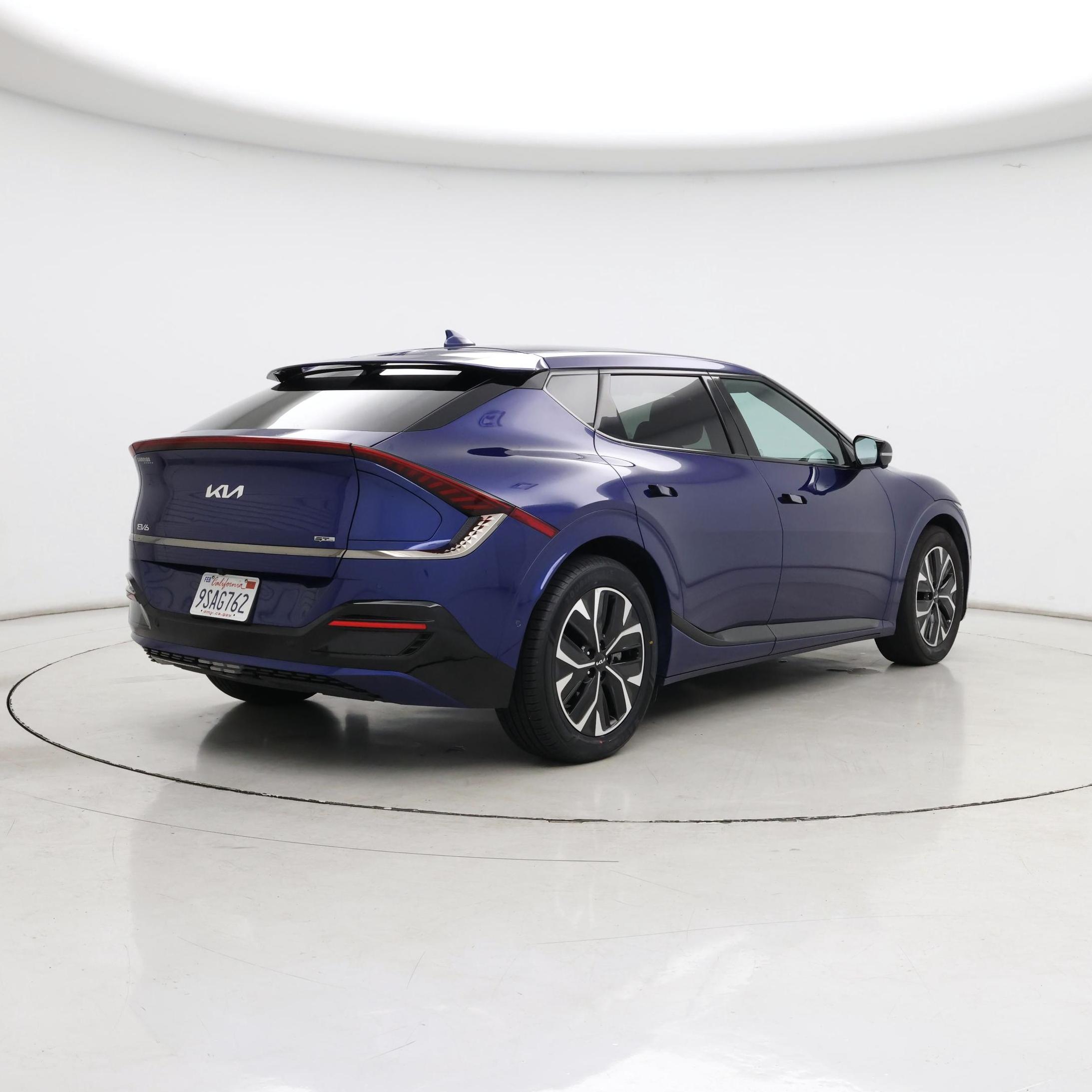 Thumbnail: 2022 Kia EV6 - 8