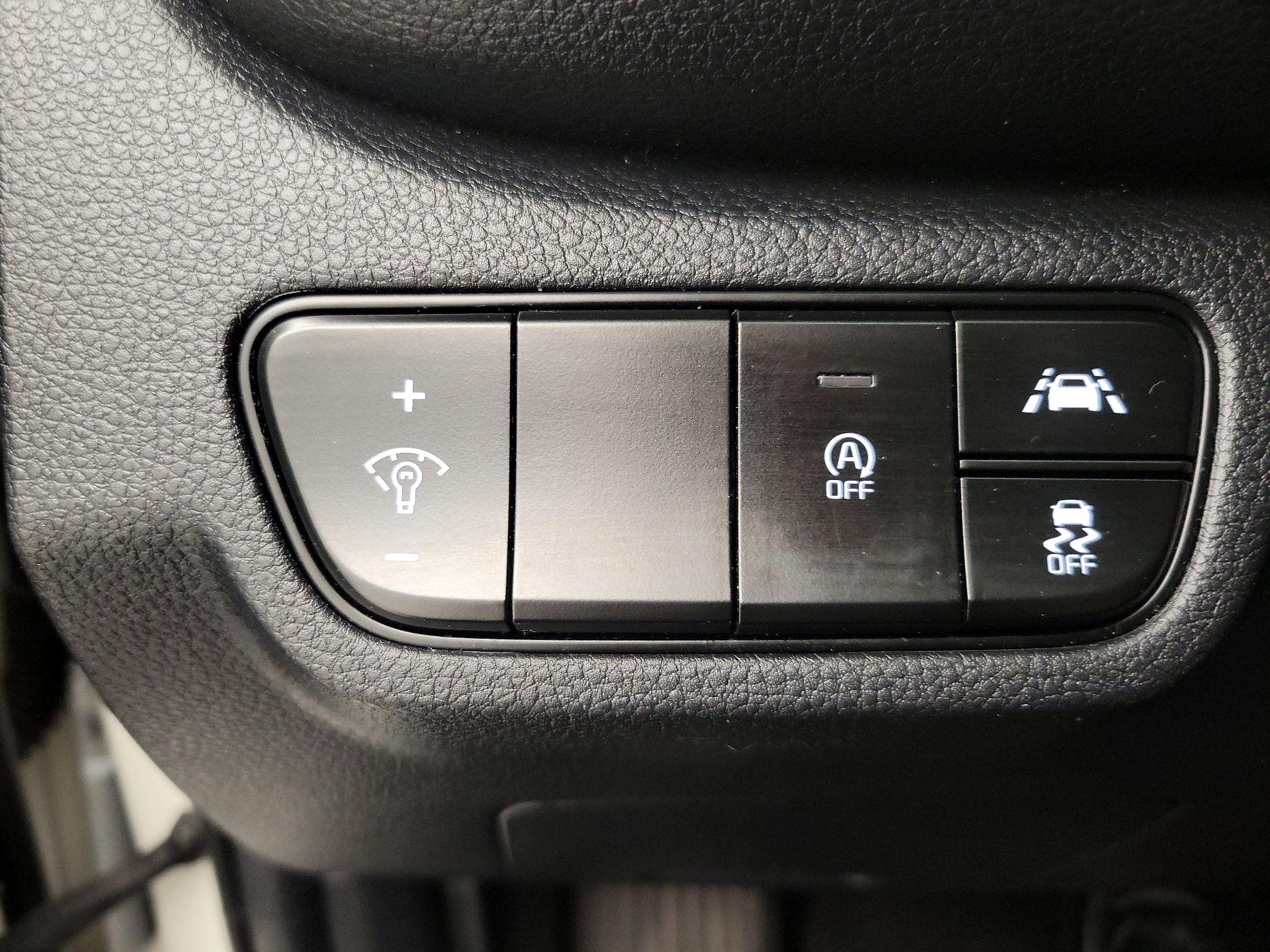 Thumbnail: 2021 Kia Seltos - 13