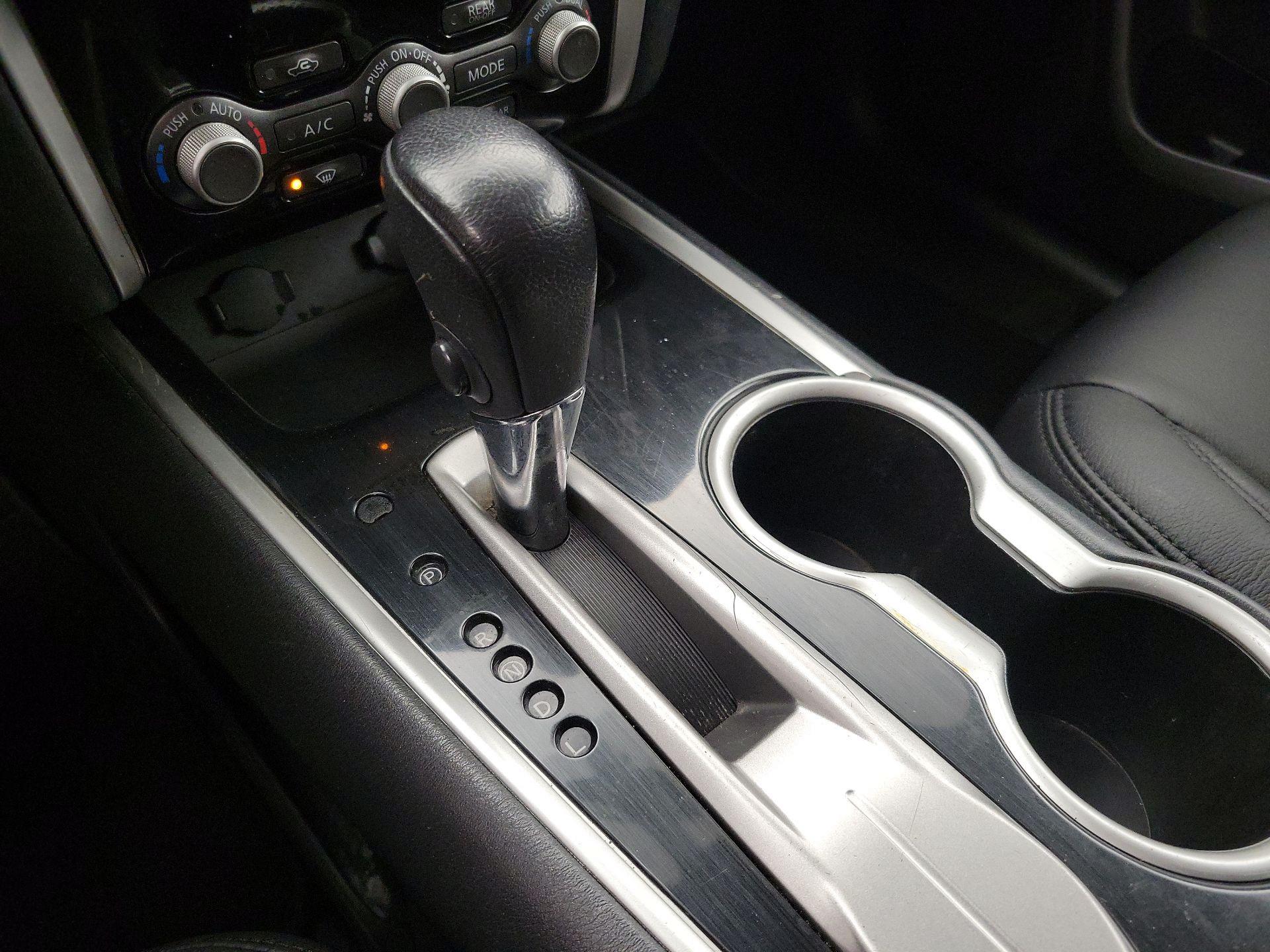 Thumbnail: 2017 Nissan Pathfinder - 17