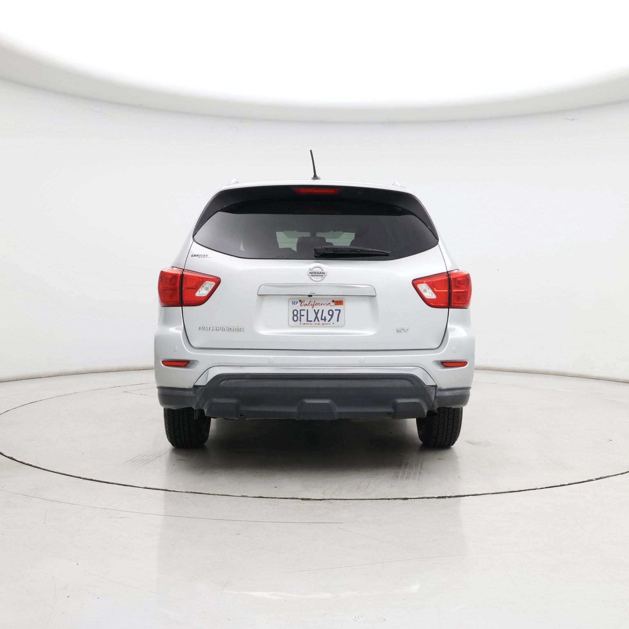 Thumbnail: 2017 Nissan Pathfinder - 6