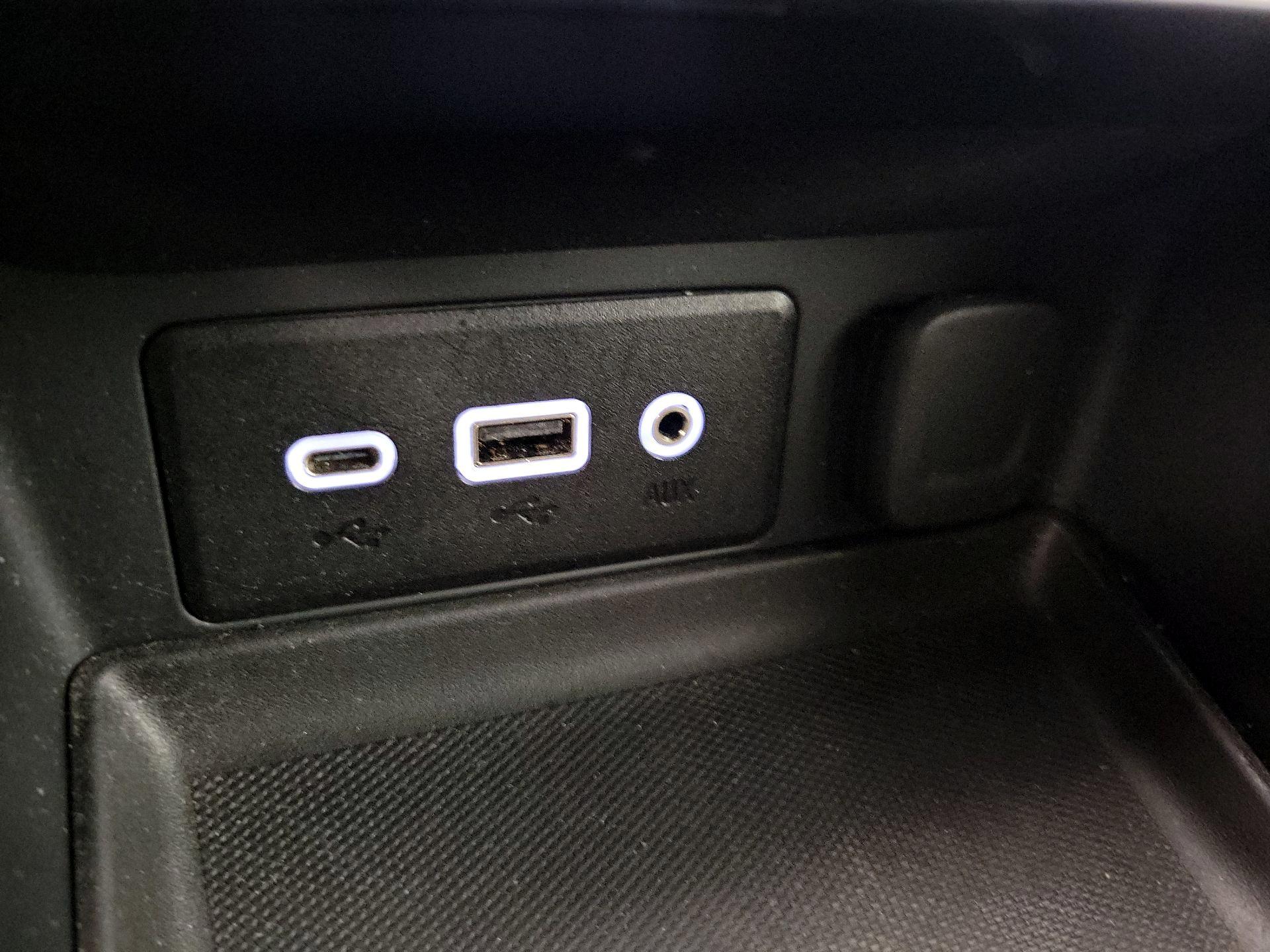 Thumbnail: 2021 GMC Terrain - 18