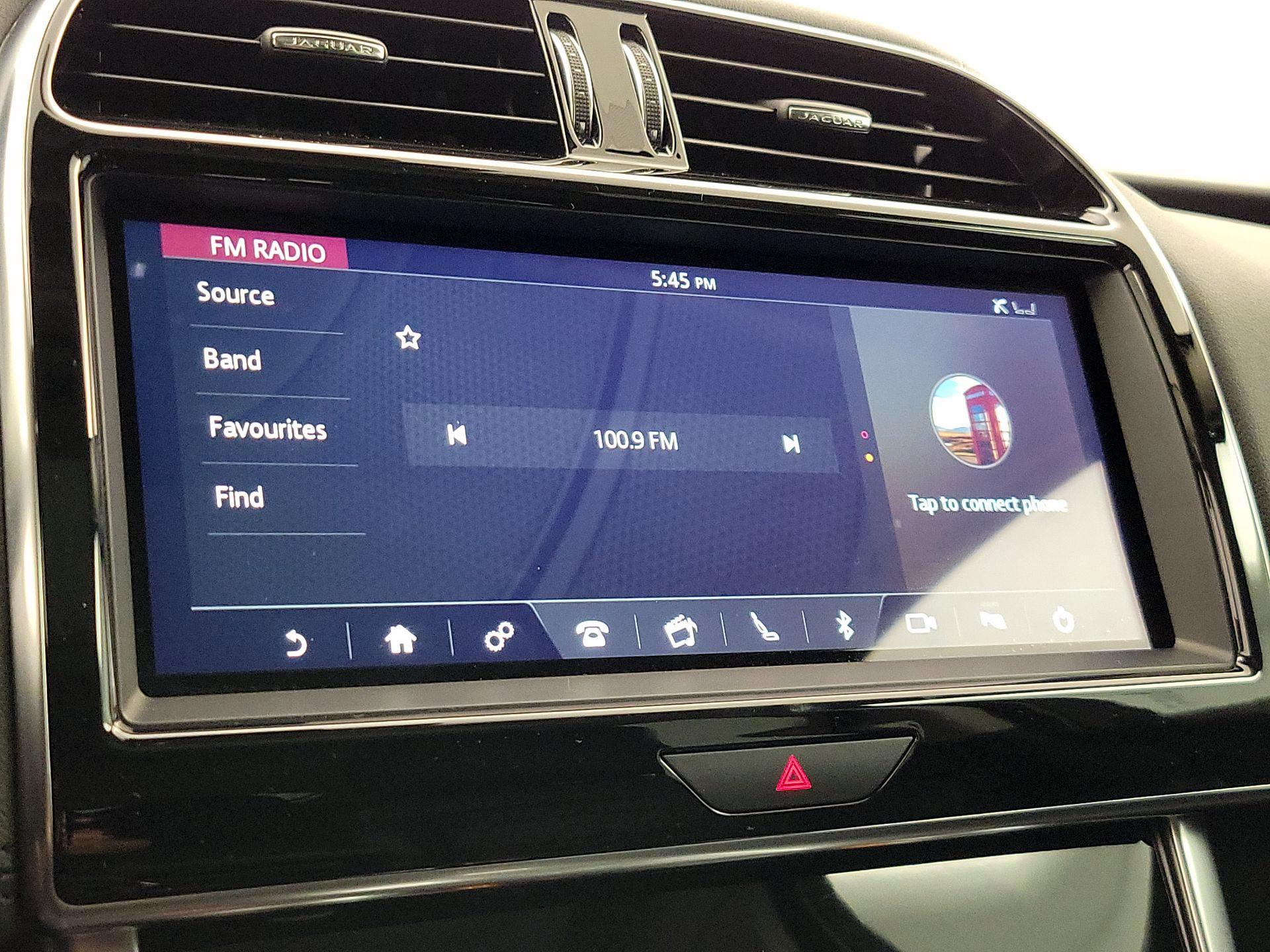 Thumbnail: 2020 Jaguar XE - 14