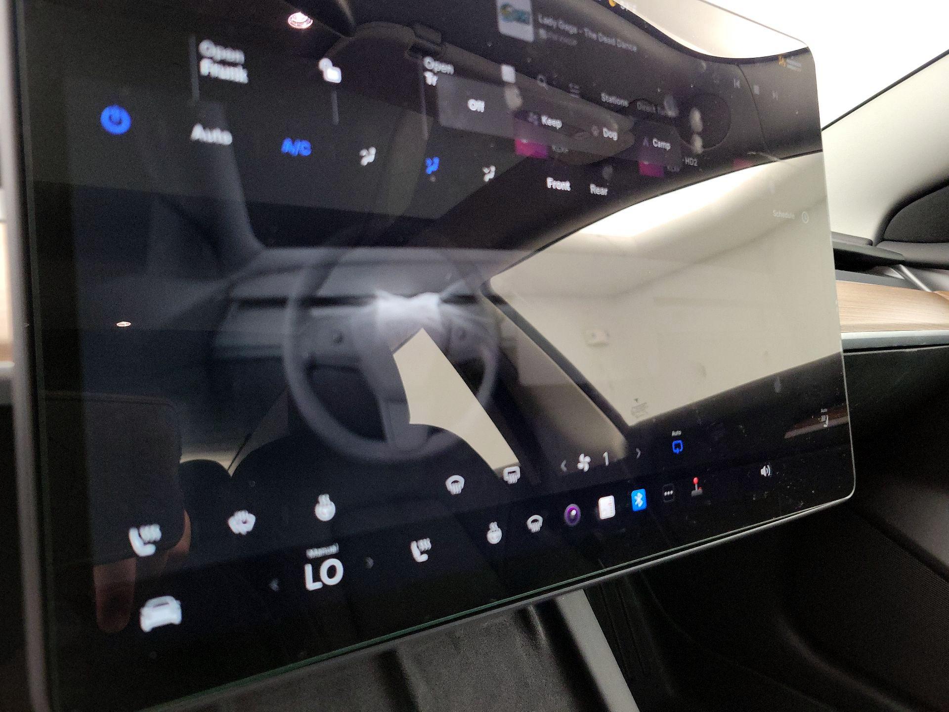 Thumbnail: 2023 Tesla Model 3 - 16