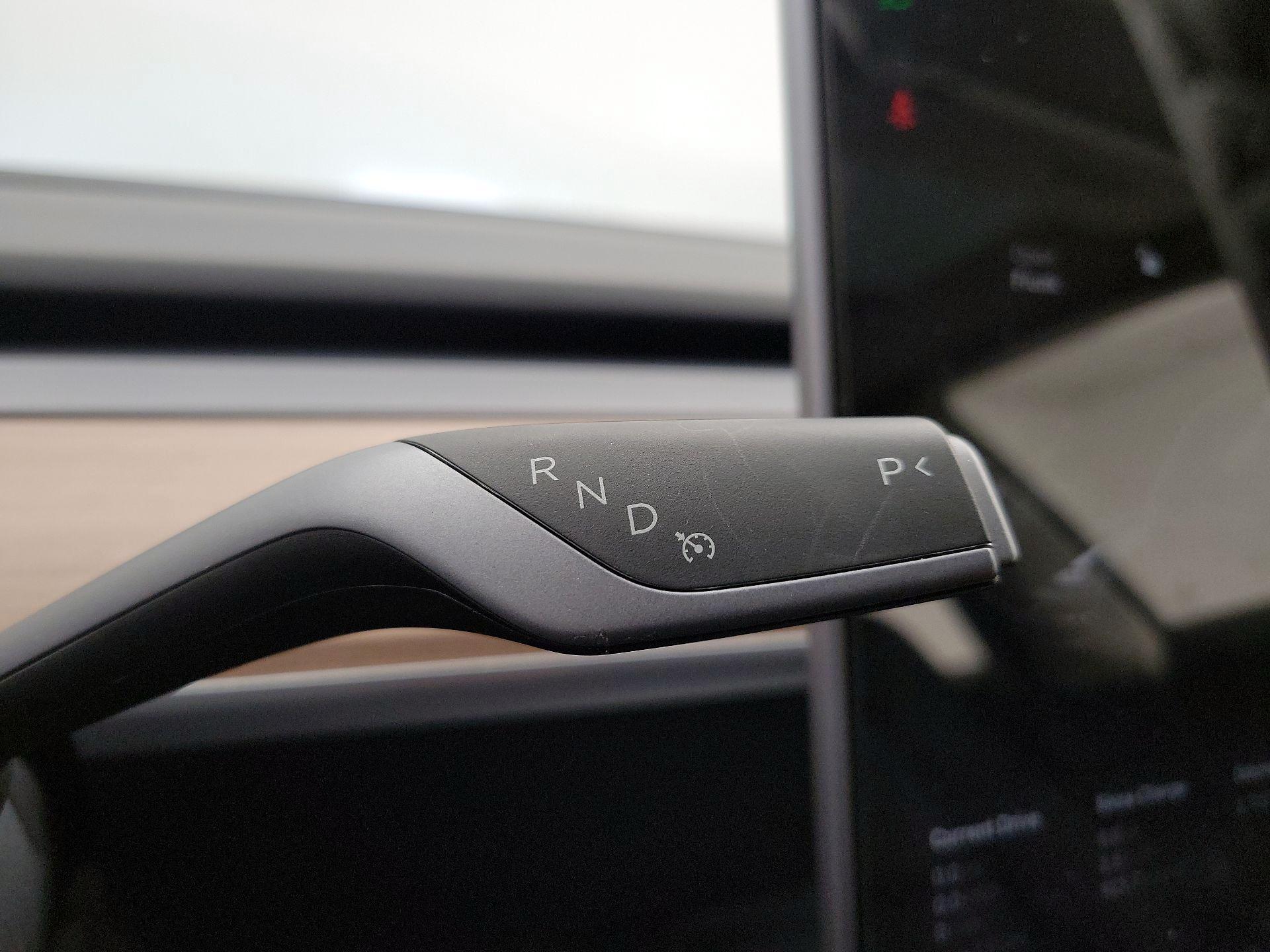 Thumbnail: 2023 Tesla Model 3 - 17