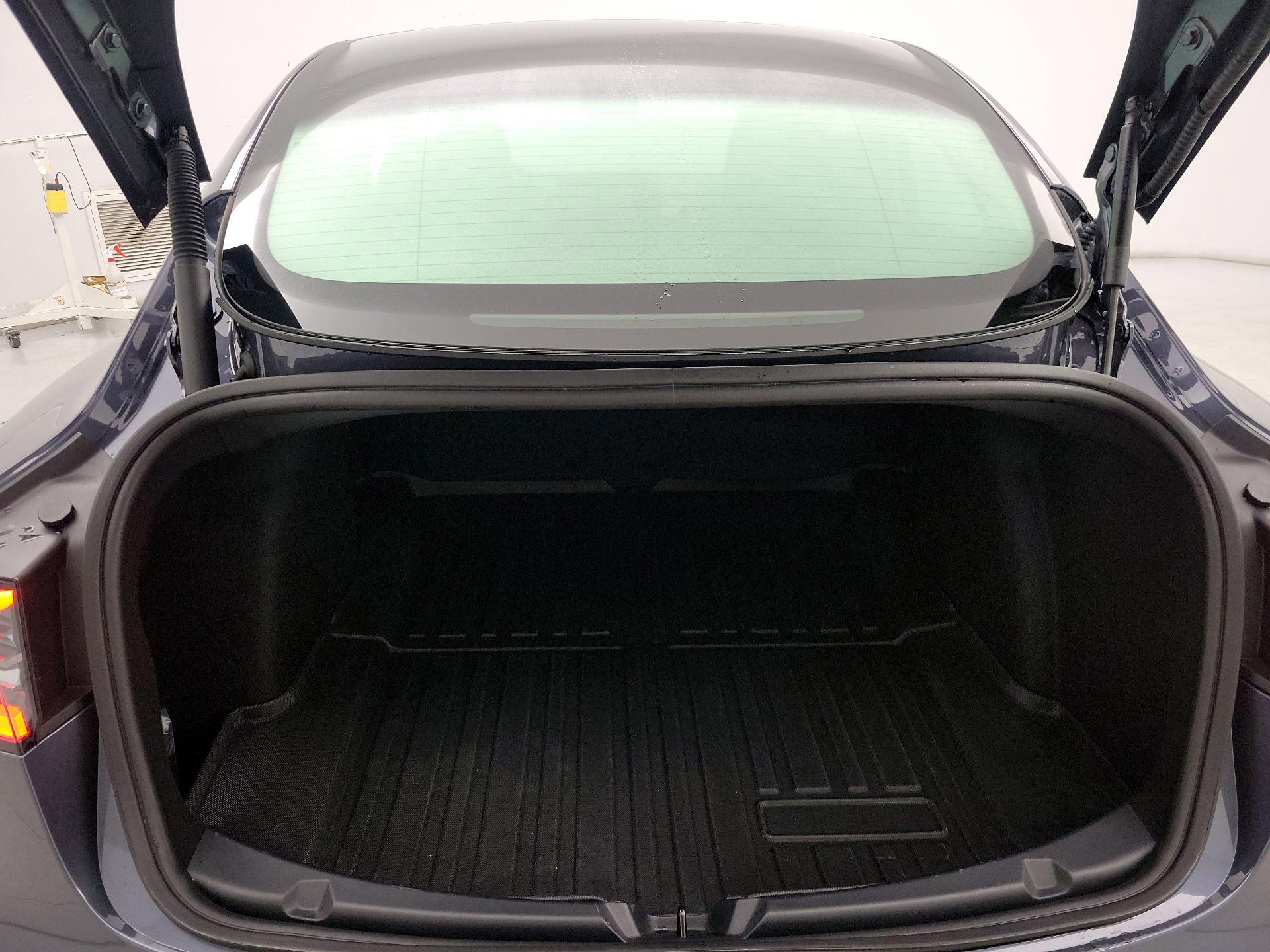 Thumbnail: 2023 Tesla Model 3 - 20