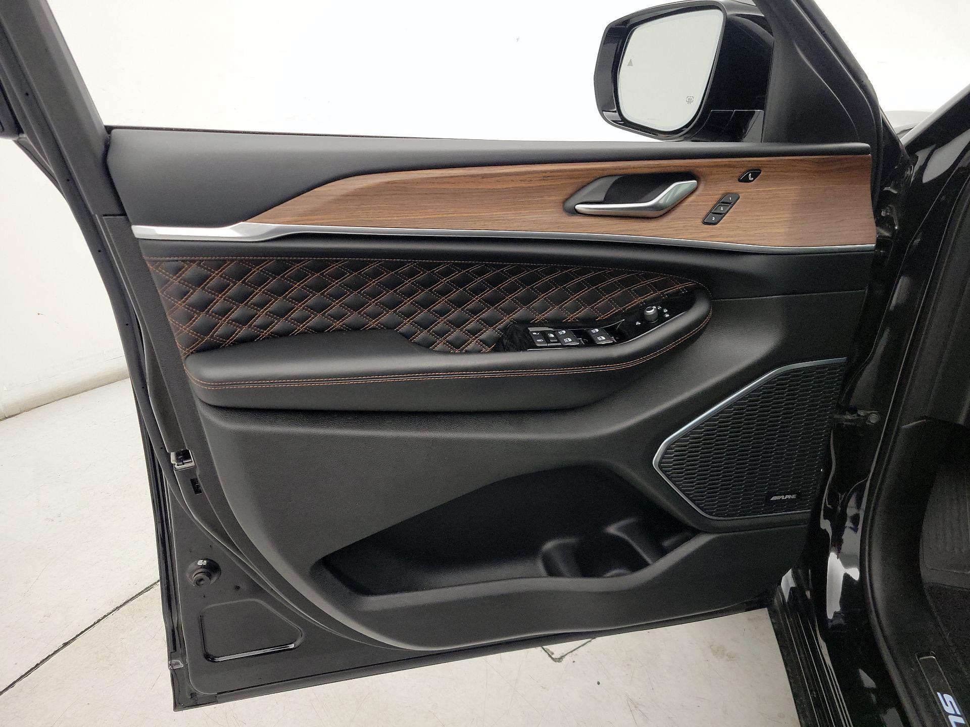 Thumbnail: 2021 Jeep Grand Cherokee L - 12