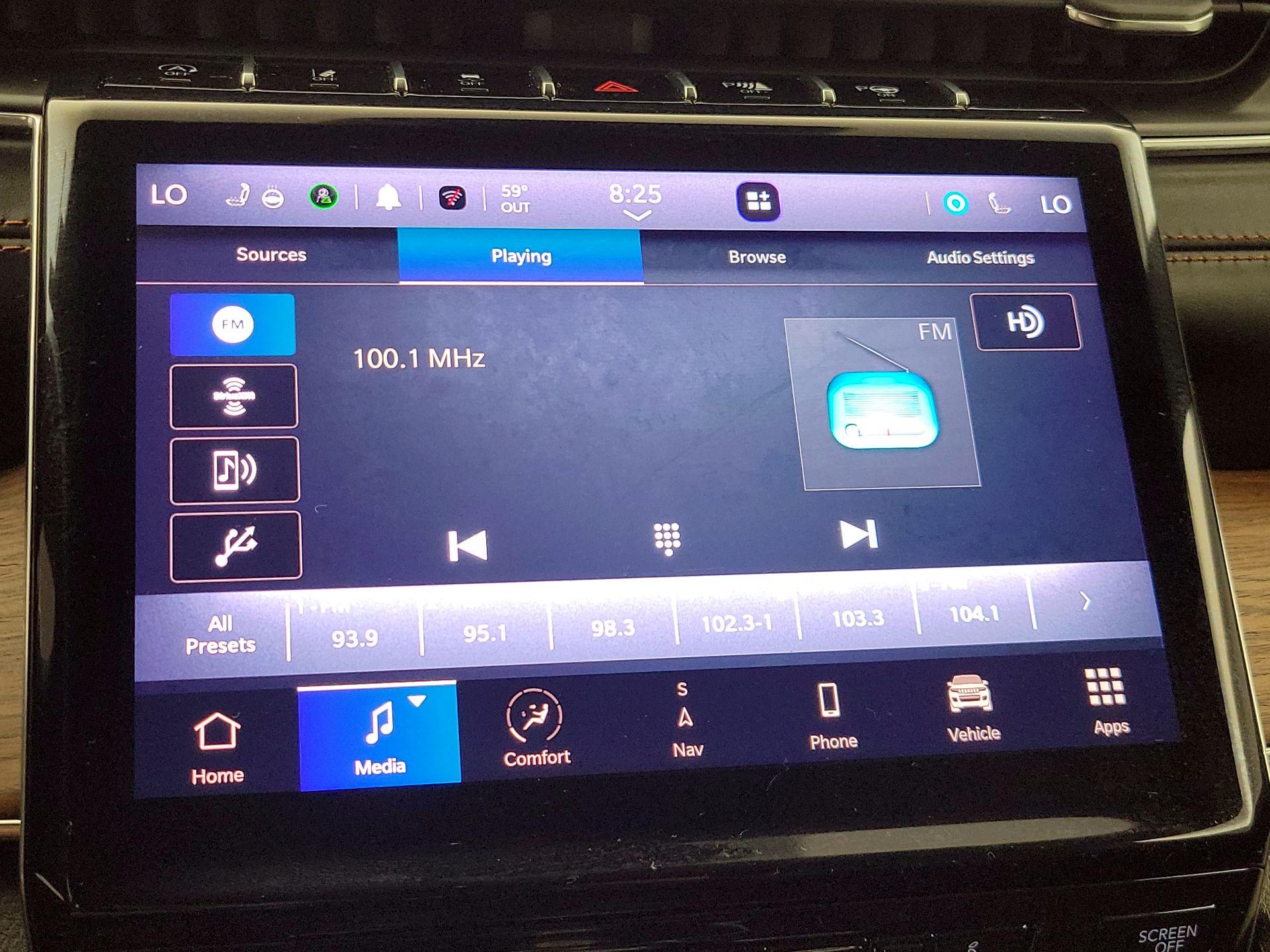 Thumbnail: 2021 Jeep Grand Cherokee L - 16