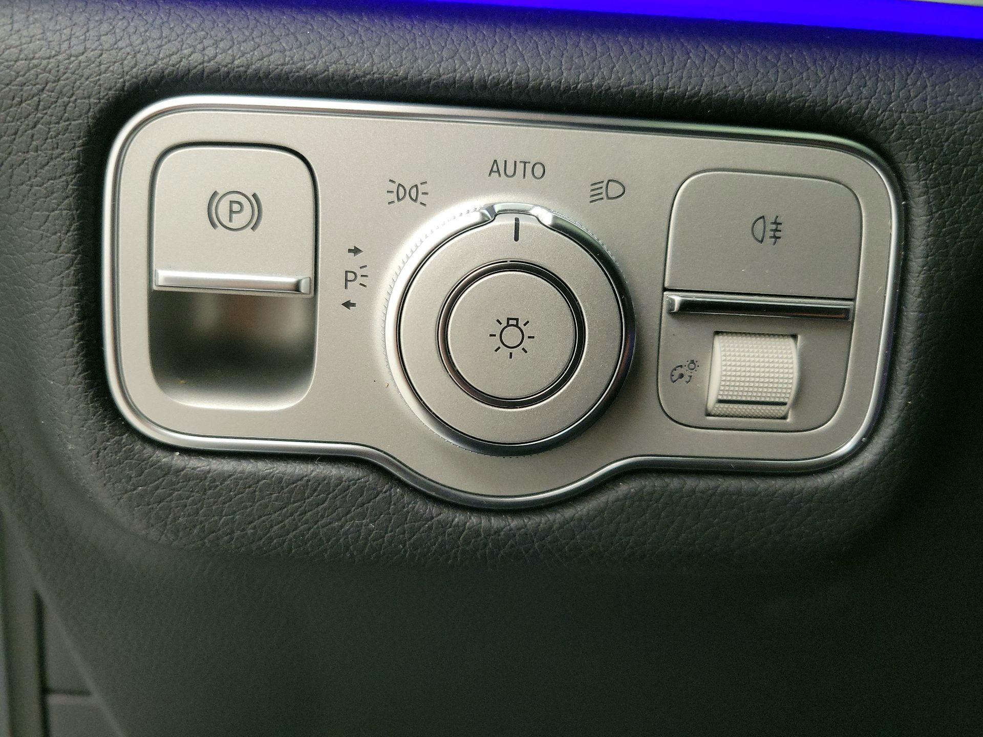 Thumbnail: 2021 Mercedes-Benz GLE - 13