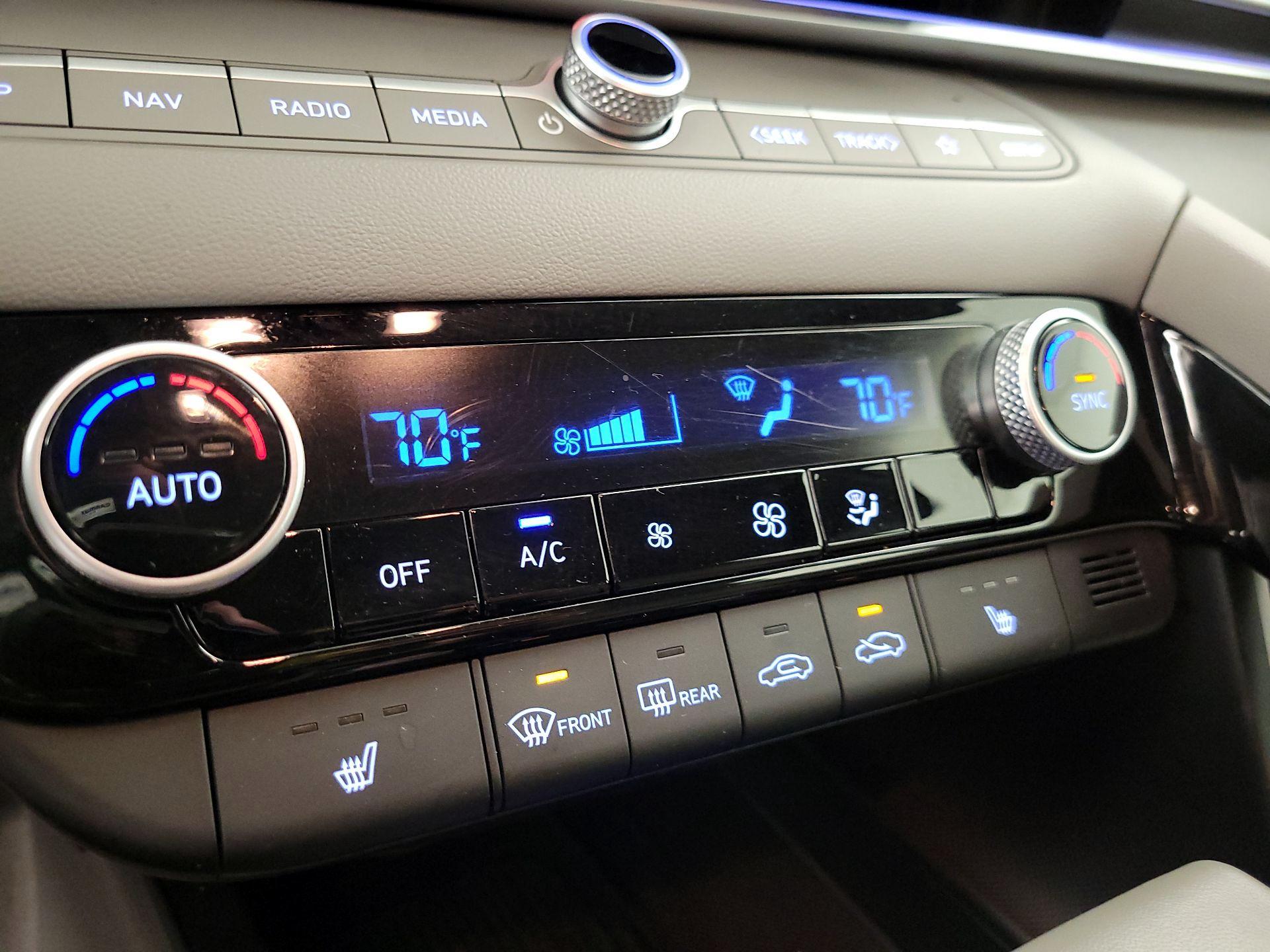 Thumbnail: 2025 Hyundai Elantra - 17