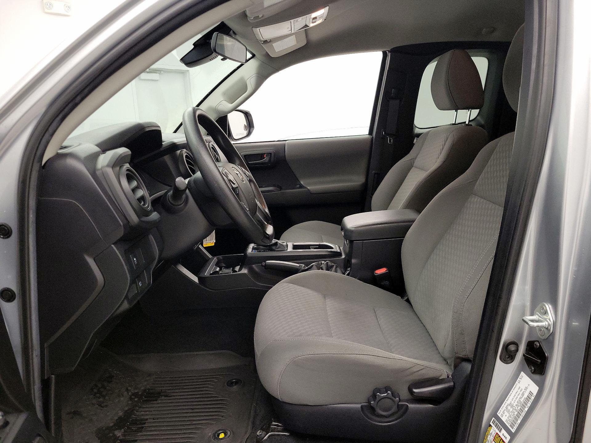 Thumbnail: 2022 Toyota Tacoma - 11