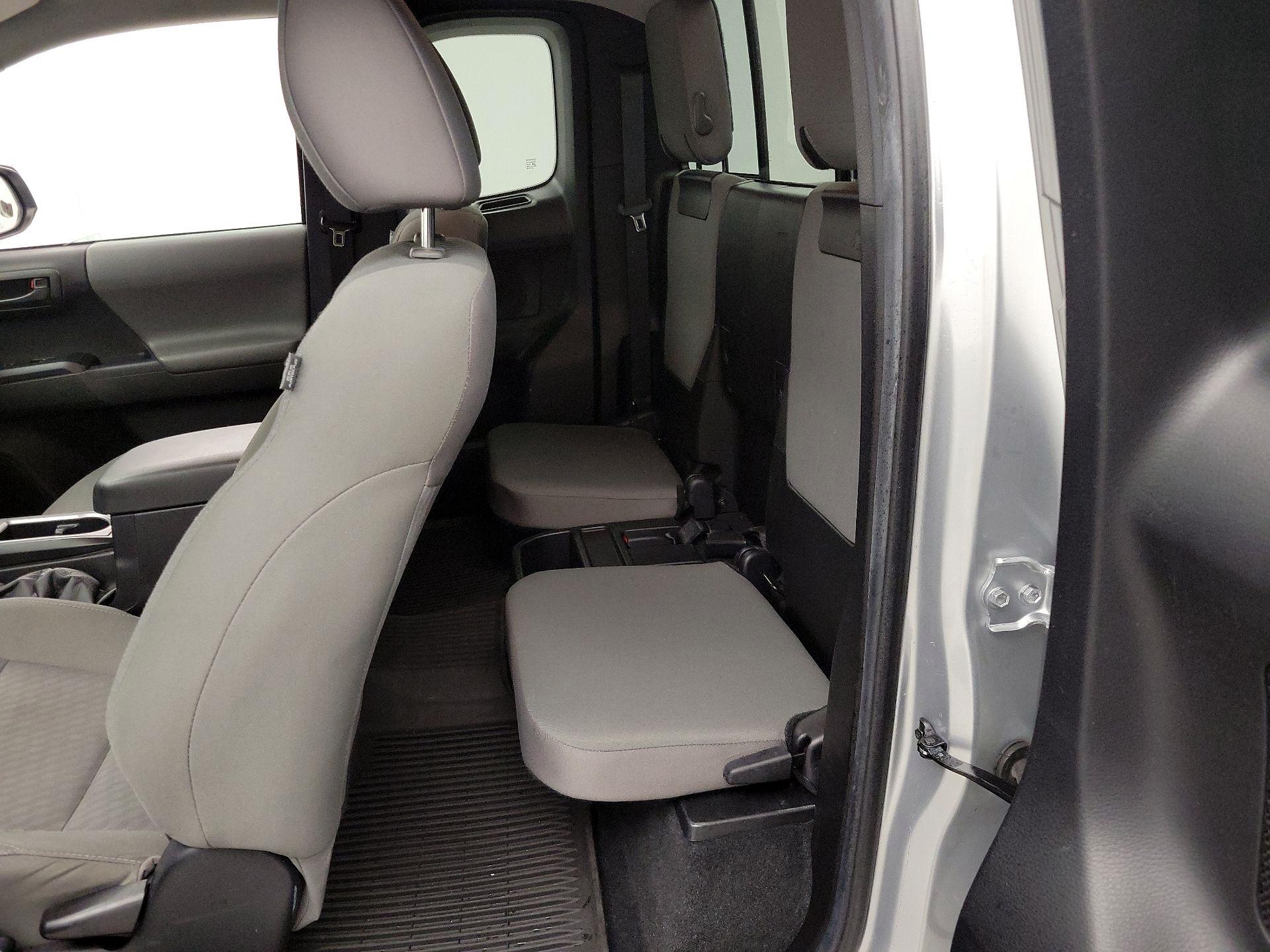 Thumbnail: 2022 Toyota Tacoma - 19